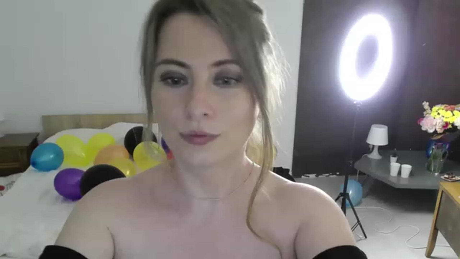 Gallery image thumbnail from DeliceSmile's myfreecams stream on, 05/30/2023, 20:52 image 13 of 20