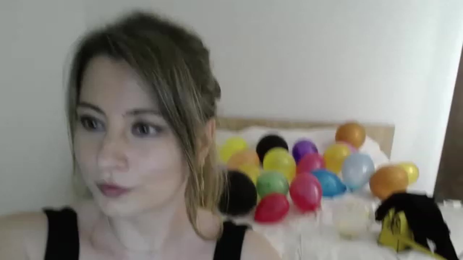 Gallery image thumbnail from DeliceSmile's myfreecams stream on, 05/30/2023, 20:52 image 2 of 20