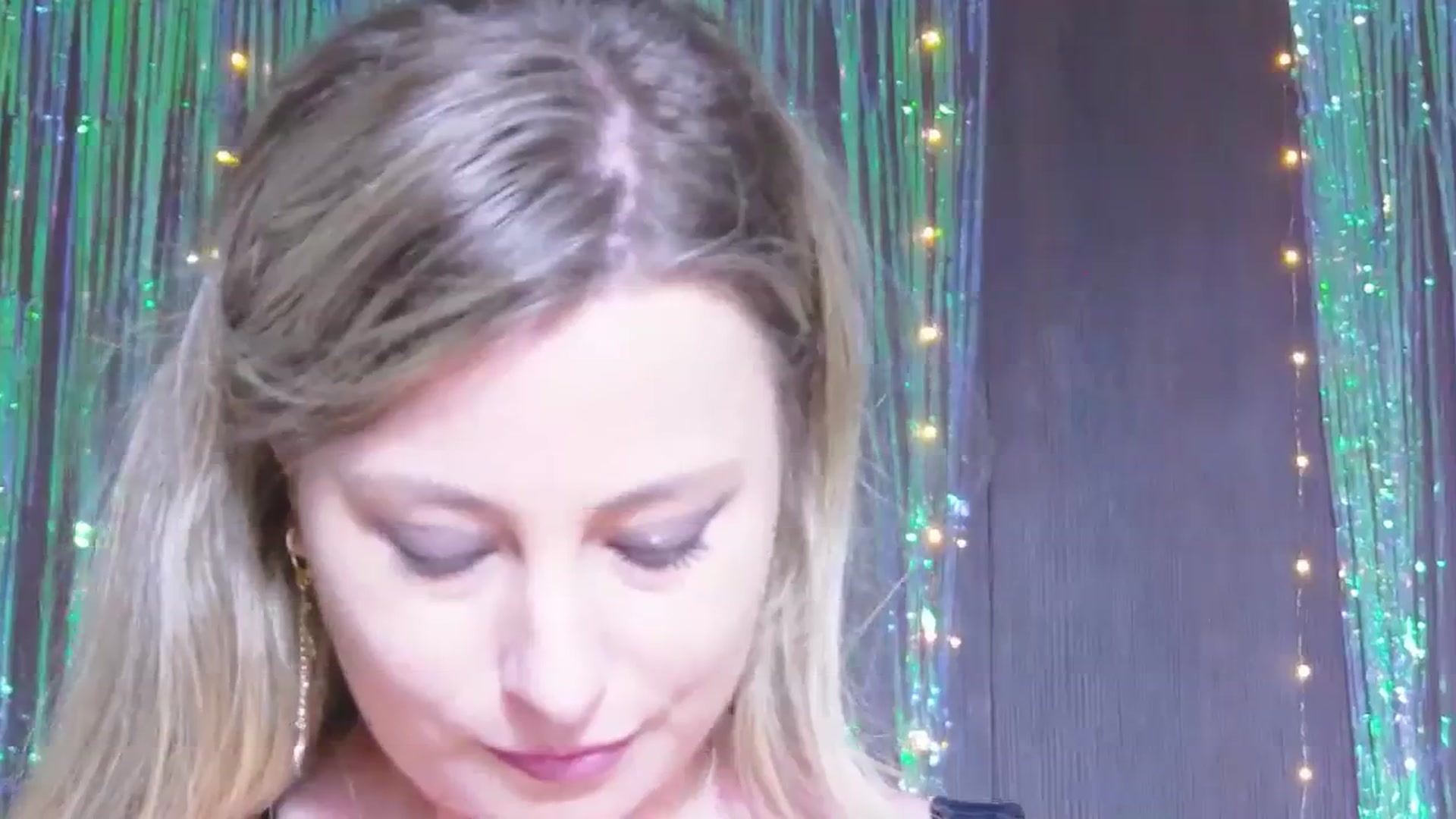 Gallery image thumbnail from DeliceSmile's myfreecams stream on, 07/04/2023, 19:34 image 19 of 20
