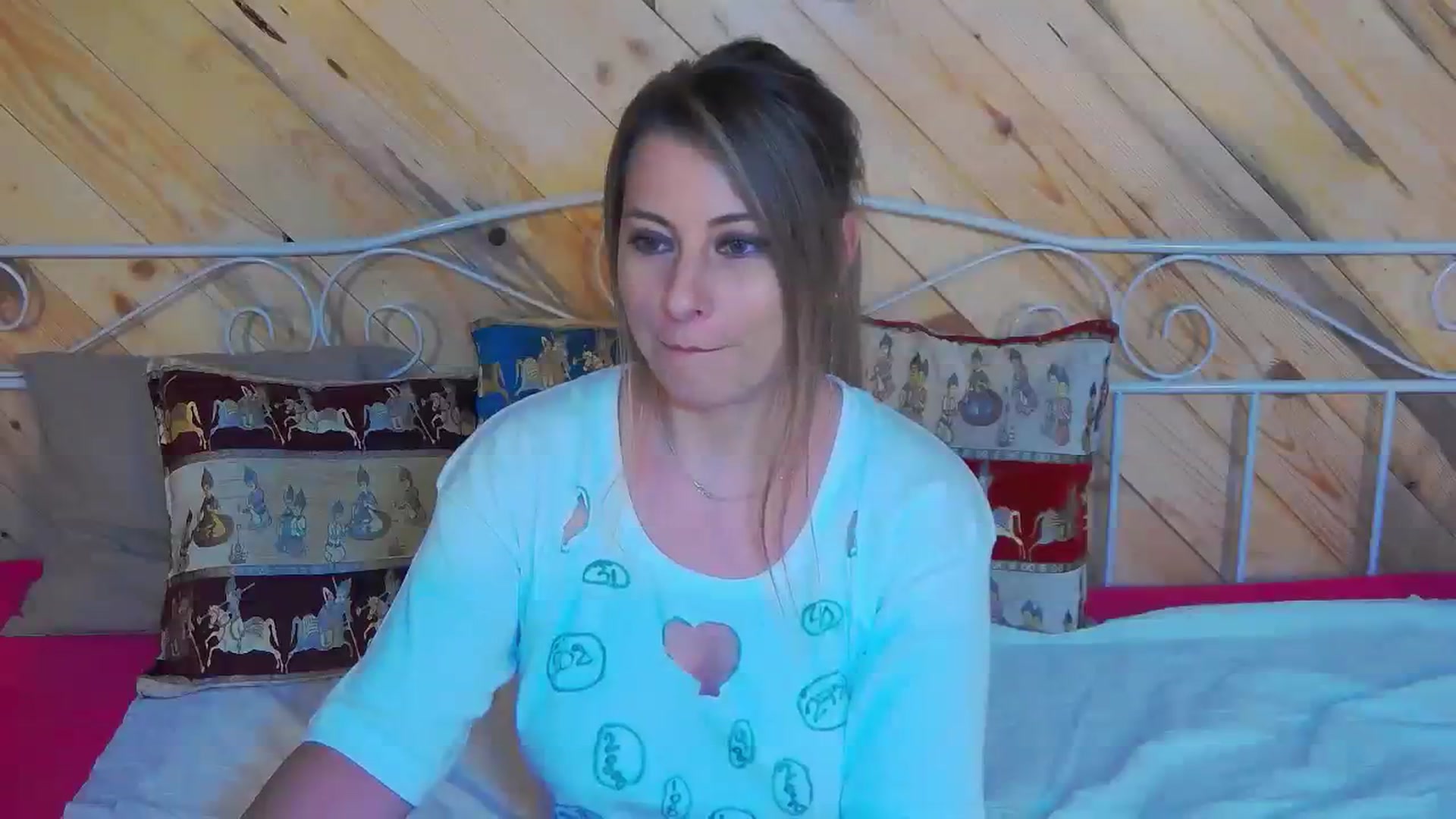 Gallery image thumbnail from DeliceSmile's myfreecams stream on, 07/26/2023, 14:25 image 16 of 20