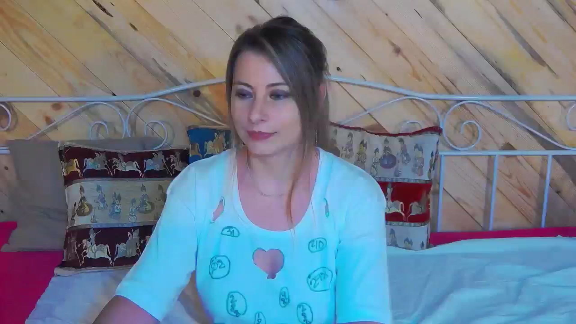 Gallery image thumbnail from DeliceSmile's myfreecams stream on, 07/26/2023, 14:25 image 15 of 20
