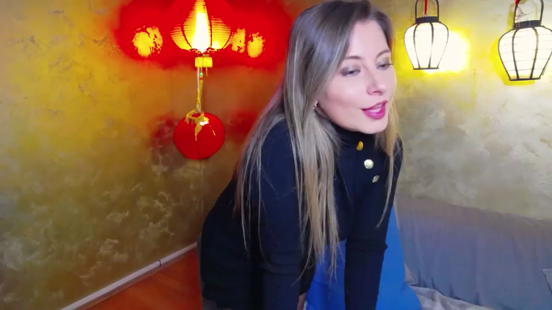 Gallery image thumbnail from DeliceSmile's myfreecams stream on, 11/21/2023, 11:39 image 17 of 20