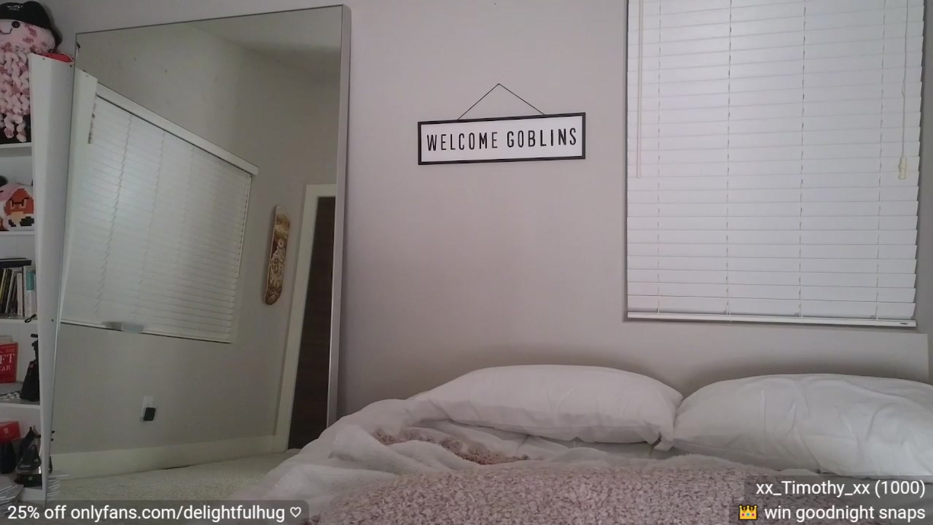 Gallery image thumbnail from DelightfulHug's myfreecams stream on, 11/18/2023, 03:11 image 15 of 20