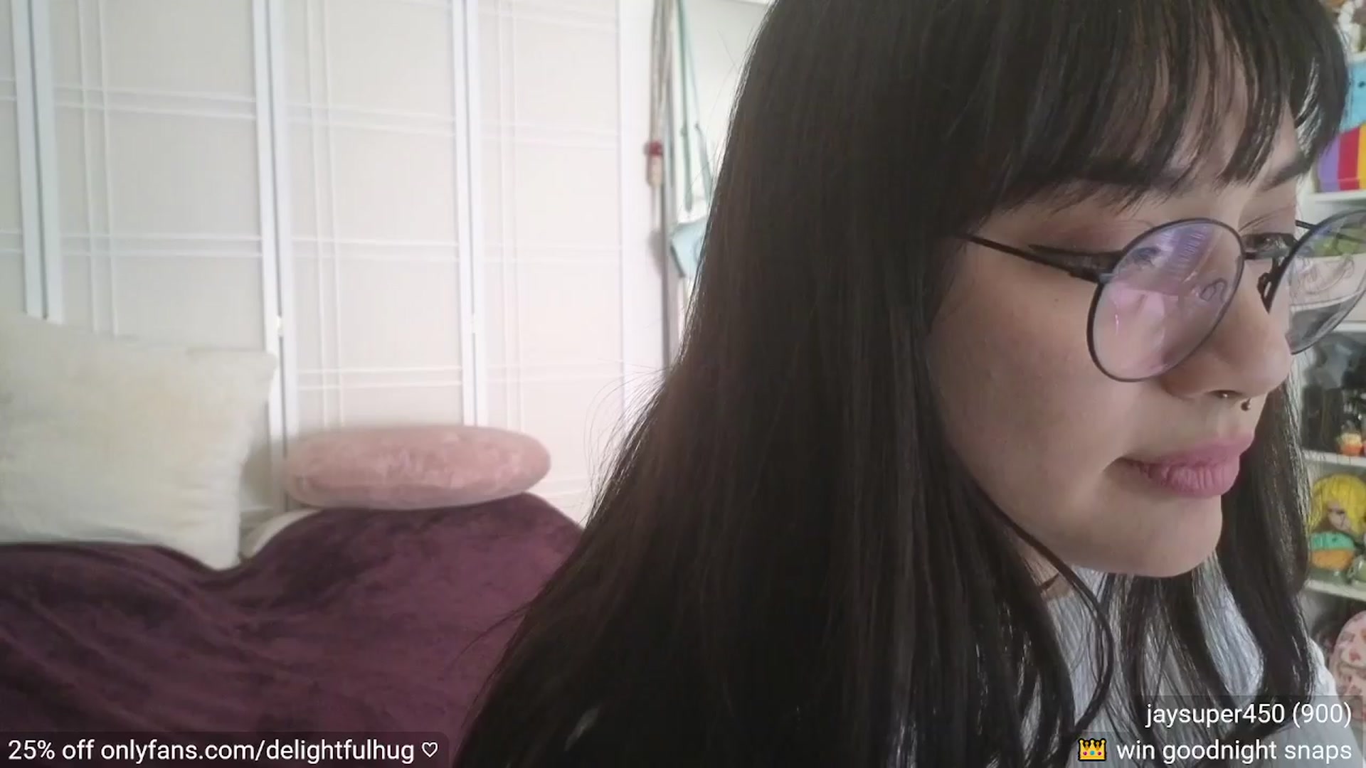Gallery image thumbnail from DelightfulHug's myfreecams stream on, 04/12/2024, 04:11 image 8 of 20