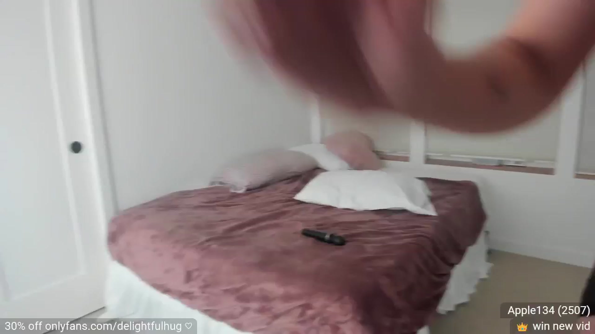 Gallery image thumbnail from DelightfulHug's myfreecams stream on, 03/12/2025, 04:01 image 10 of 20