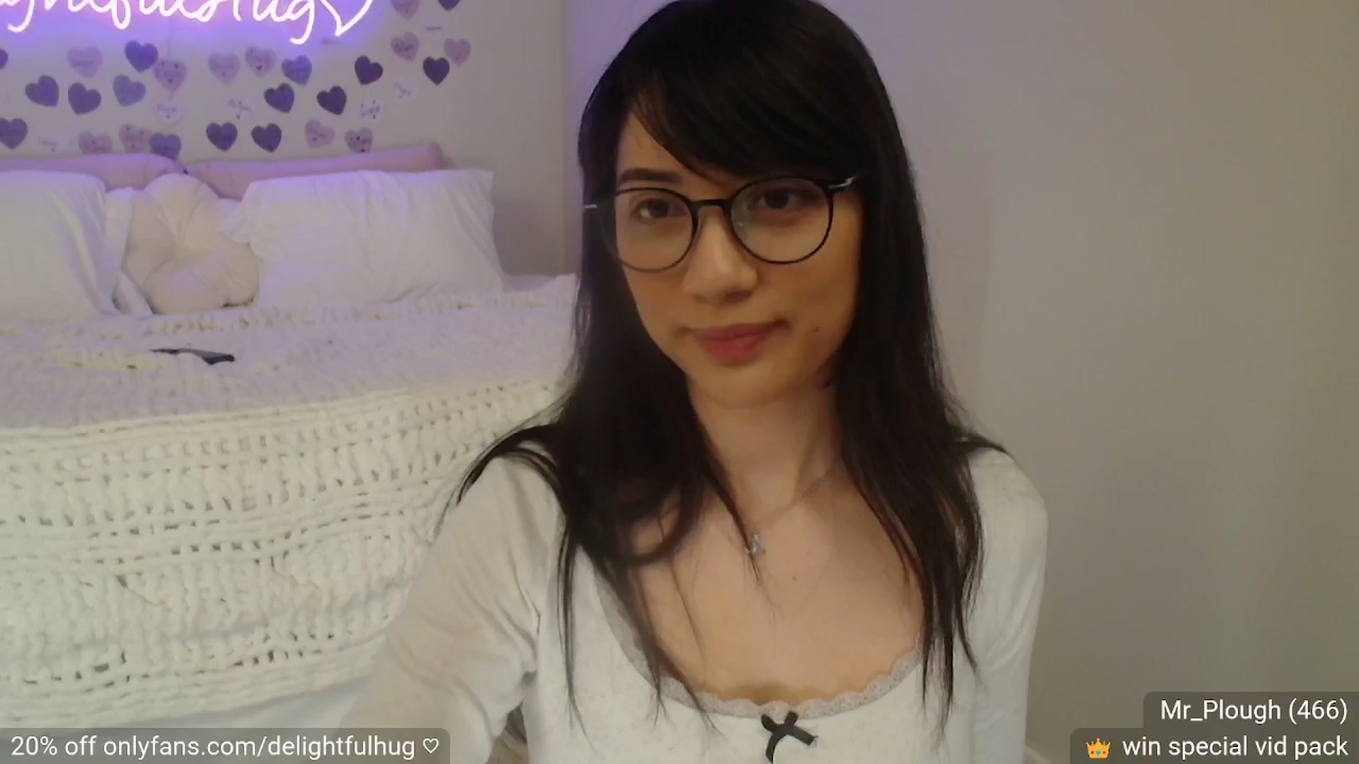 Gallery image thumbnail from DelightfulHug's myfreecams stream on, 01/17/2026, 06:47 image 2 of 20