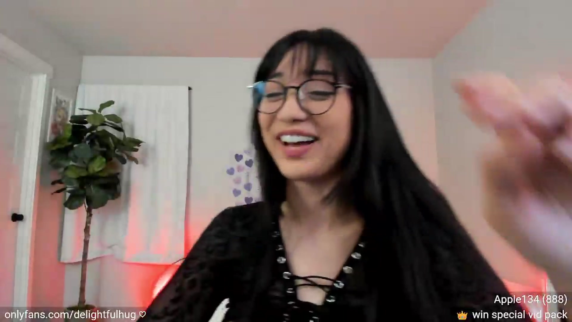Gallery image thumbnail from DelightfulHug's myfreecams stream on, 04/25/2026, 04:54 image 2 of 20
