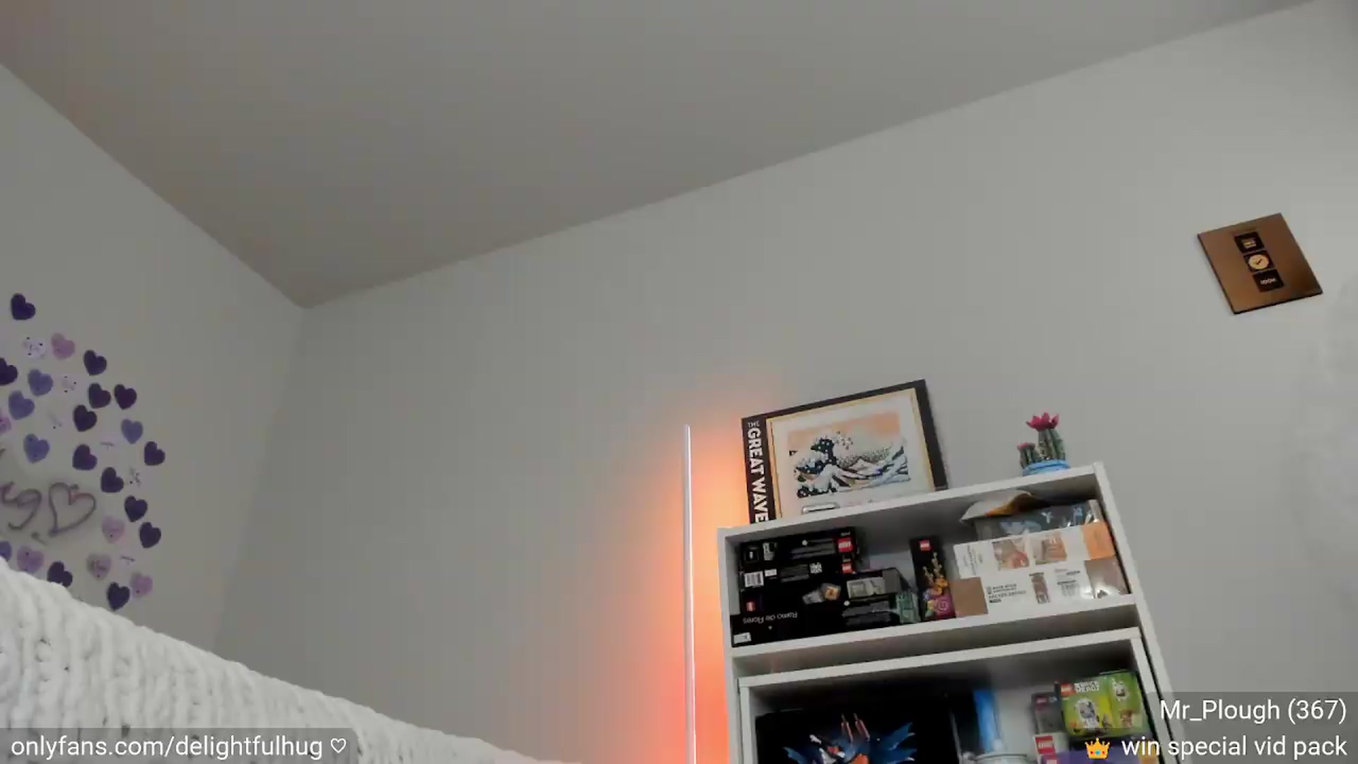 Gallery image thumbnail from DelightfulHug's myfreecams stream on, 05/15/2026, 04:27 image 3 of 20