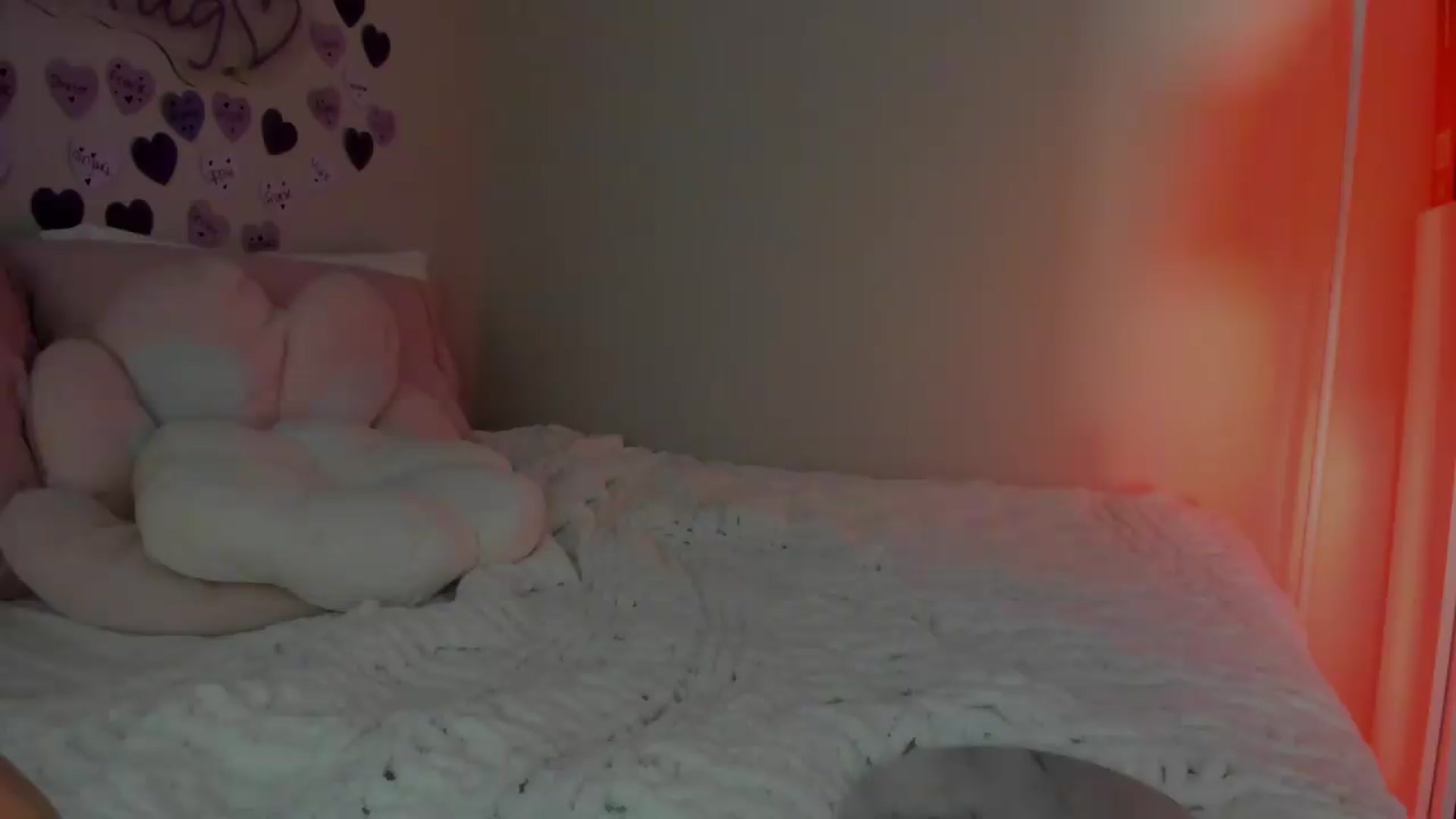 Gallery image thumbnail from DelightfulHug's myfreecams stream on, 06/06/2026, 04:06 image 14 of 20