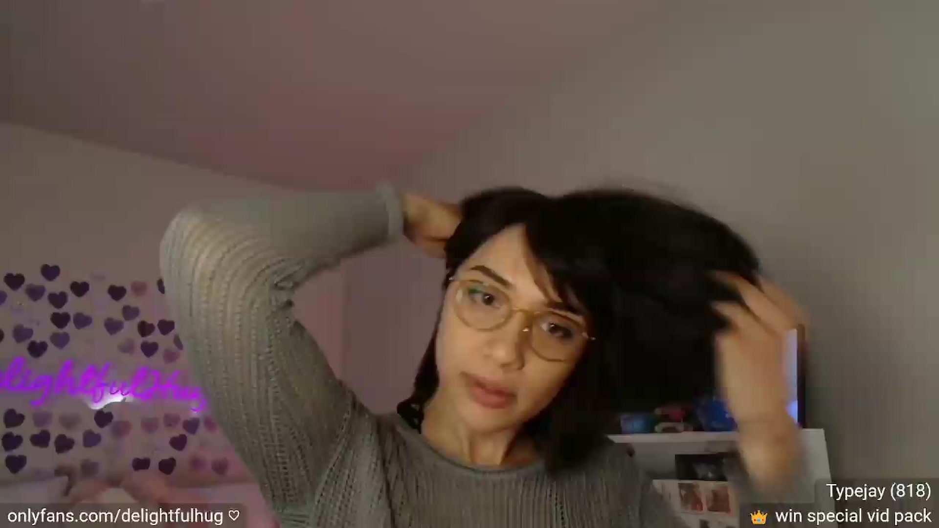 Gallery image thumbnail from DelightfulHug's myfreecams stream on, 07/18/2026, 03:44 image 17 of 20