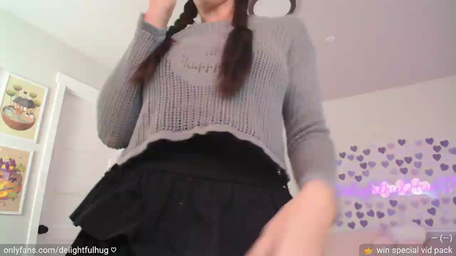 Gallery image thumbnail from DelightfulHug's myfreecams stream on, 08/14/2026, 04:25 image 1 of 20