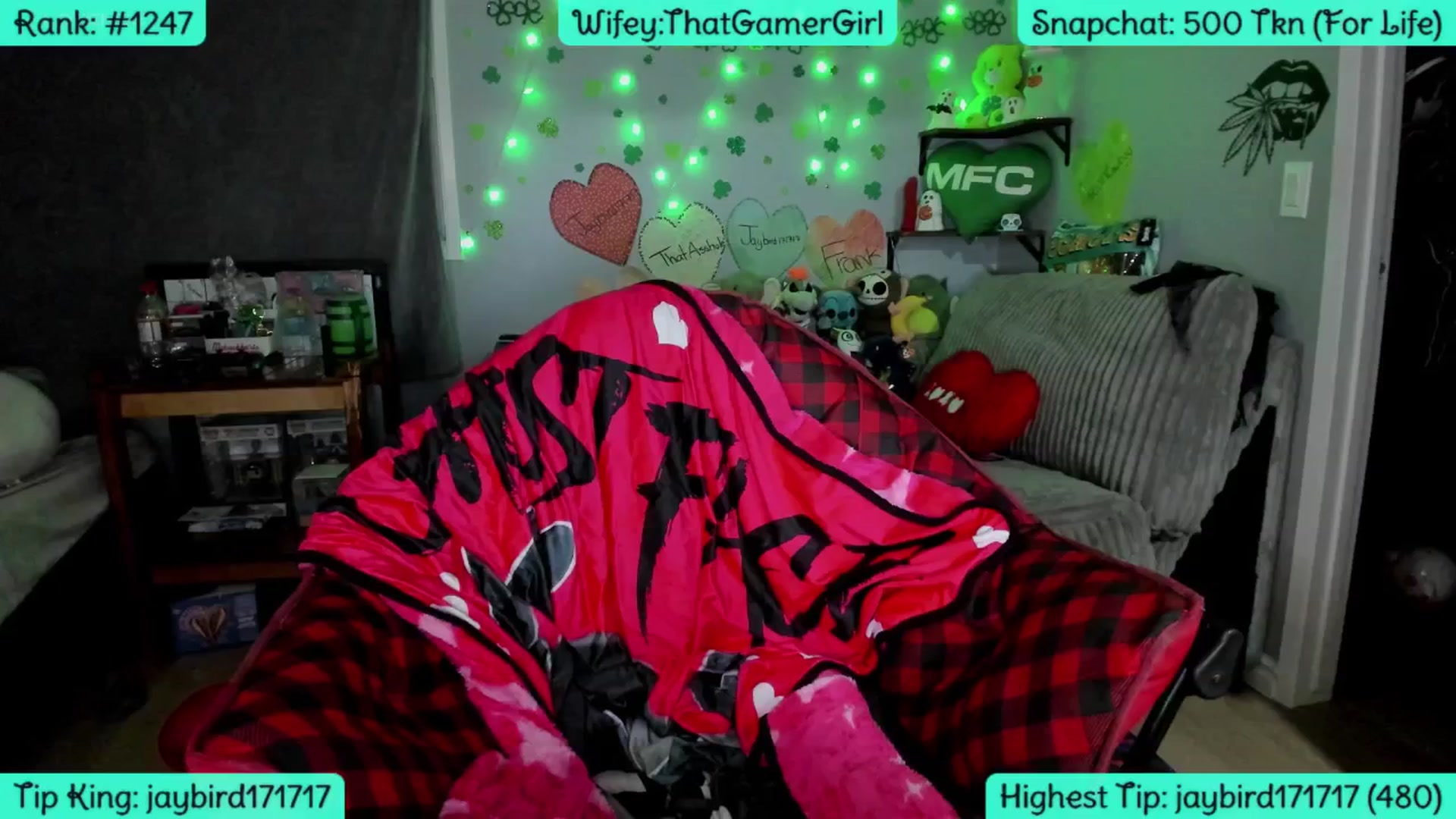 Gallery image thumbnail from DelilahFields's myfreecams stream on, 04/19/2026, 06:30 image 2 of 20