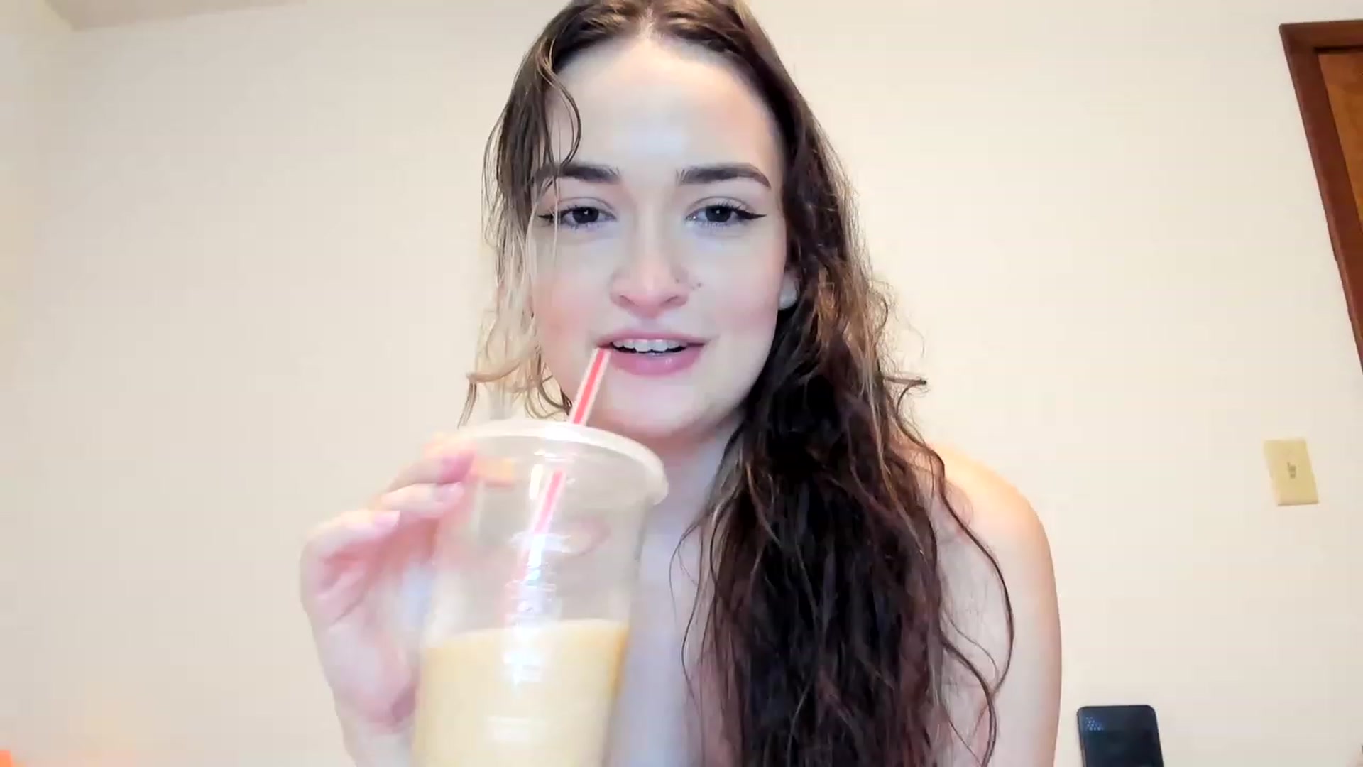 Gallery image thumbnail from DelilahWylde's myfreecams stream on, 01/28/2023, 18:39 image 3 of 20