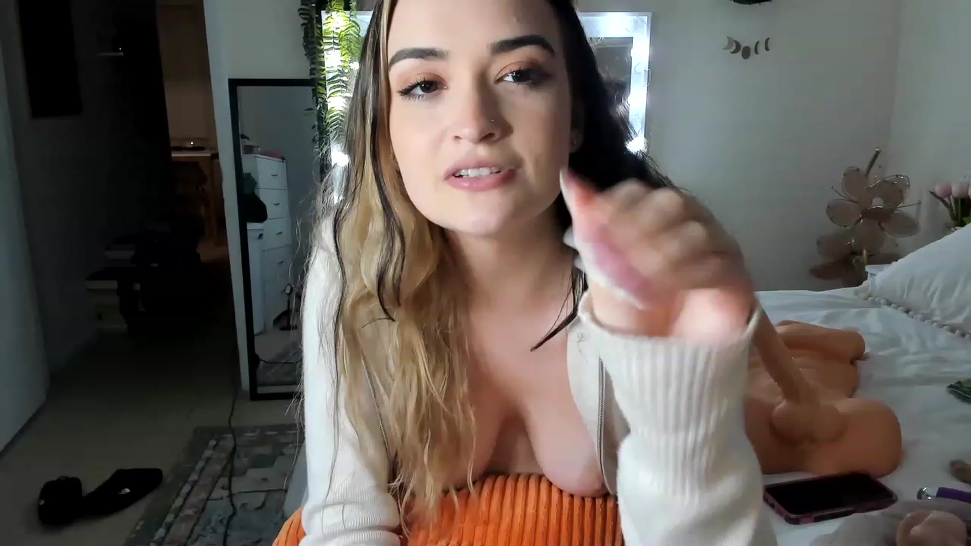 Gallery image thumbnail from DelilahWylde's myfreecams stream on, 08/06/2023, 06:01 image 9 of 20