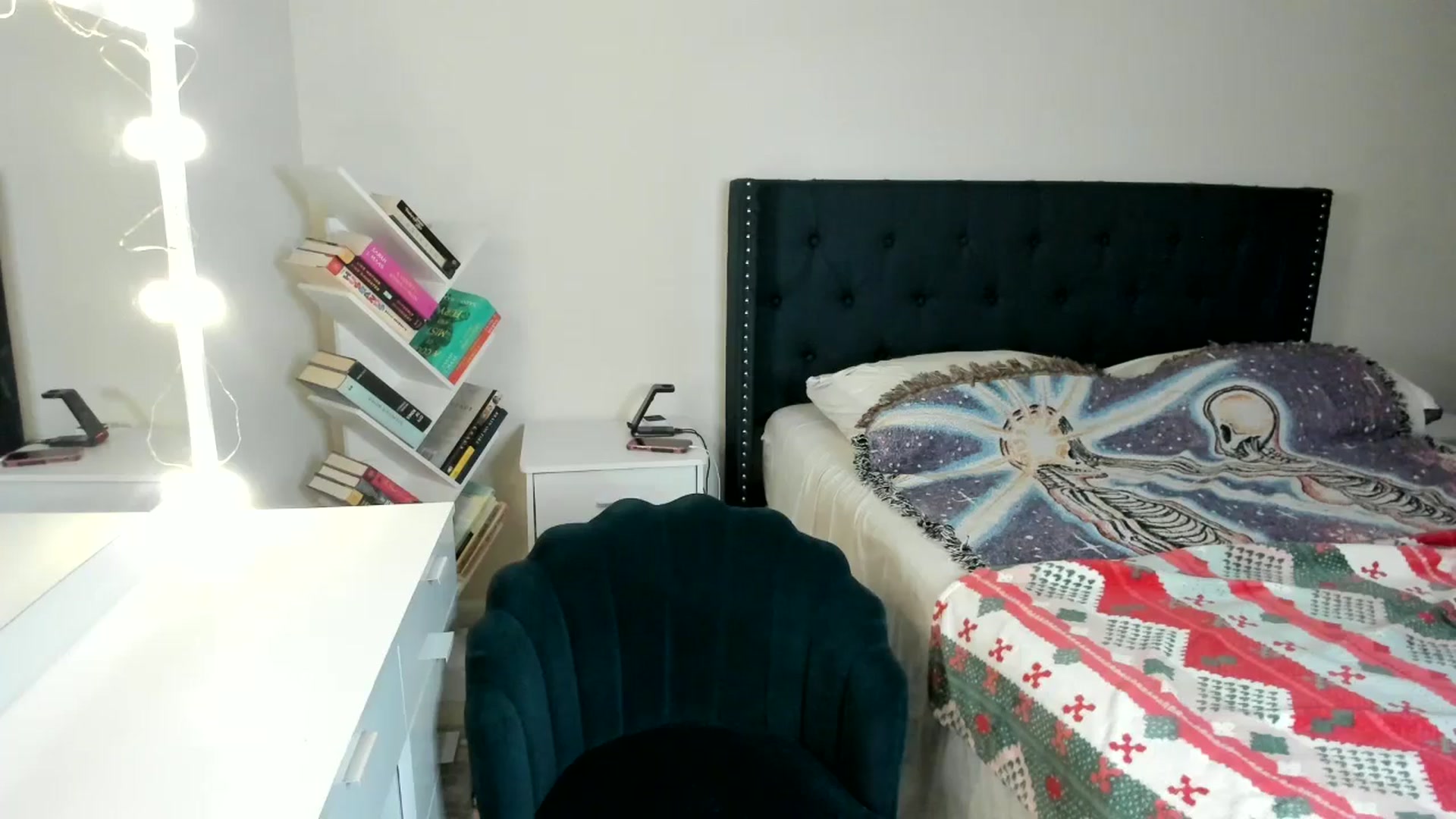Gallery image thumbnail from DelilahWylde's myfreecams stream on, 06/01/2025, 03:47 image 14 of 20