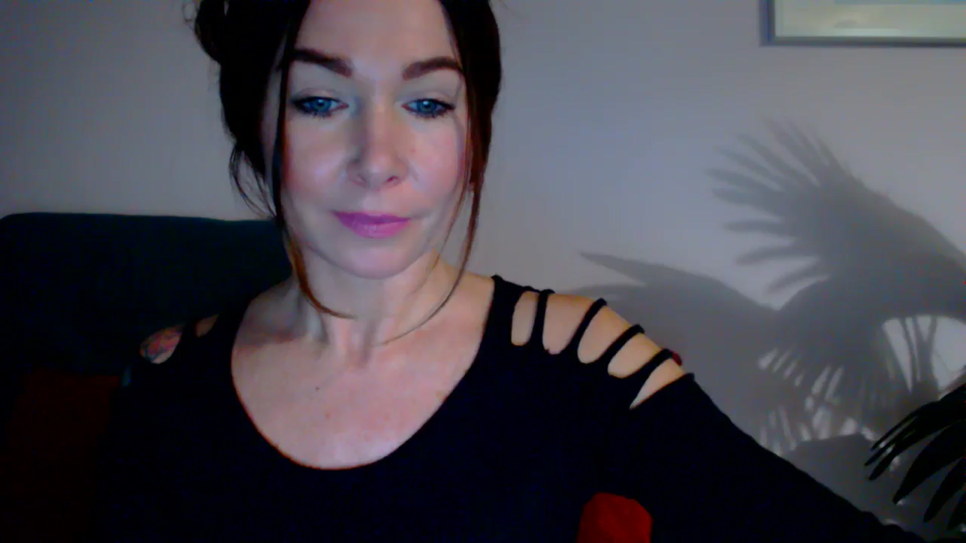 Gallery image thumbnail from Delilah_sweet's myfreecams stream on, 11/09/2023, 16:35 image 15 of 20