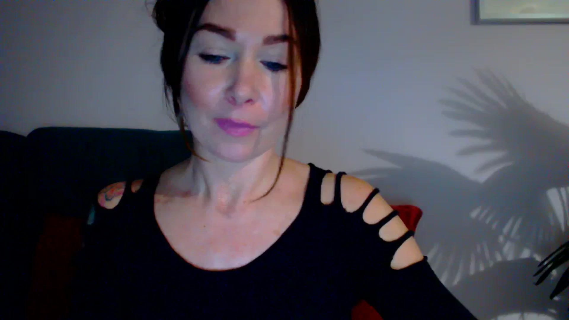 Gallery image thumbnail from Delilah_sweet's myfreecams stream on, 11/09/2023, 16:35 image 12 of 20