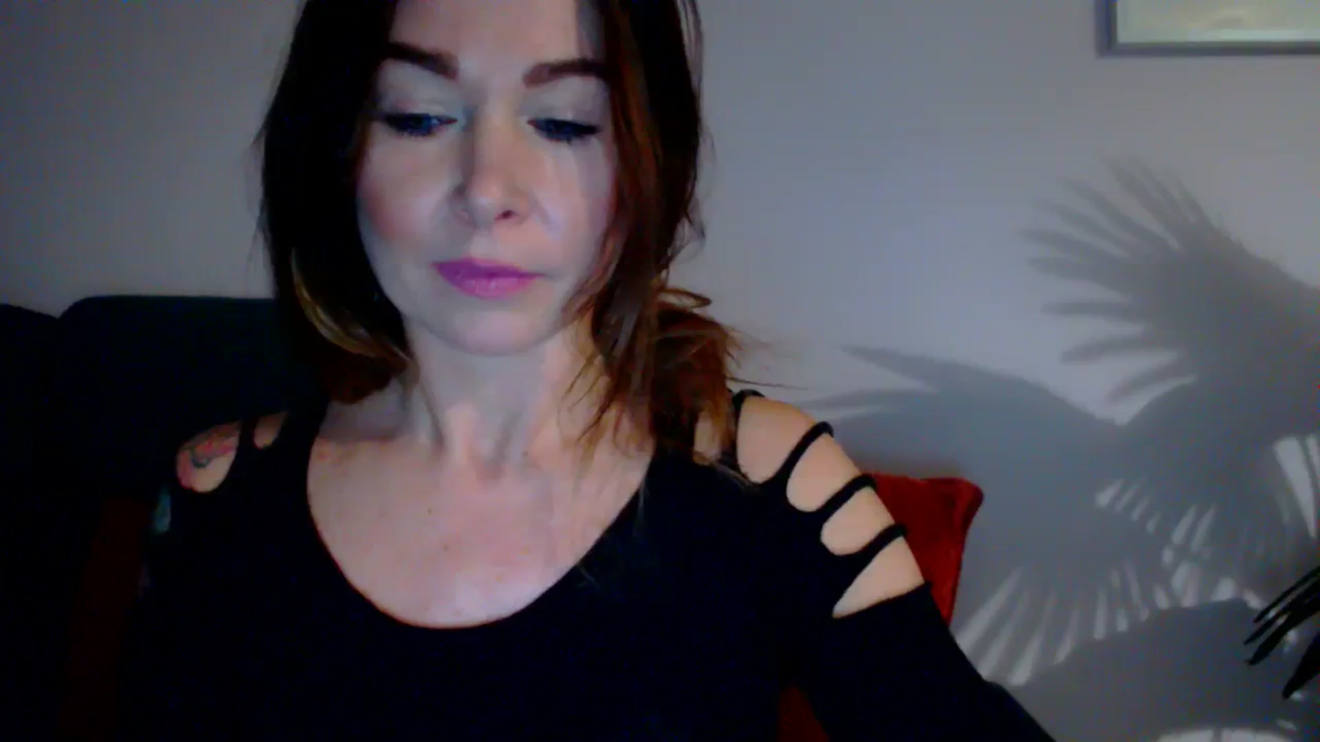 Gallery image thumbnail from Delilah_sweet's myfreecams stream on, 11/09/2023, 16:35 image 8 of 20