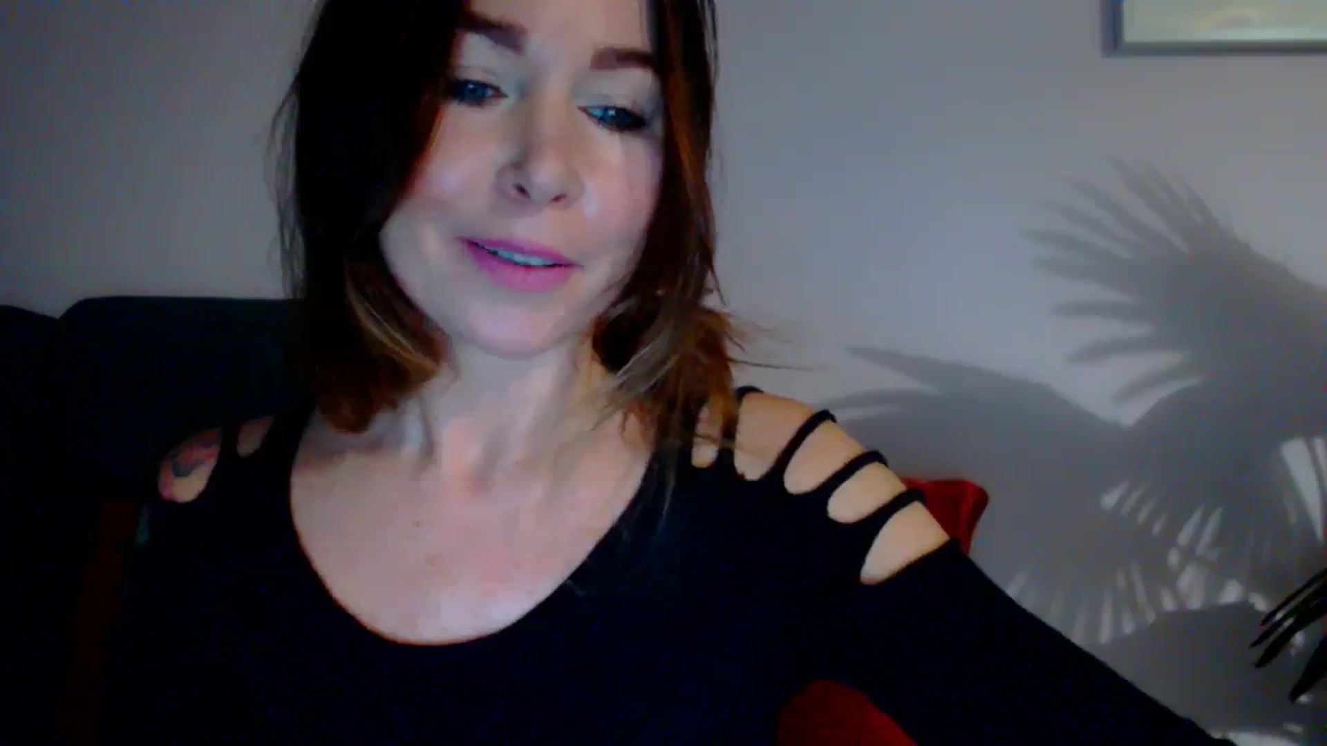 Gallery image thumbnail from Delilah_sweet's myfreecams stream on, 11/09/2023, 16:35 image 9 of 20