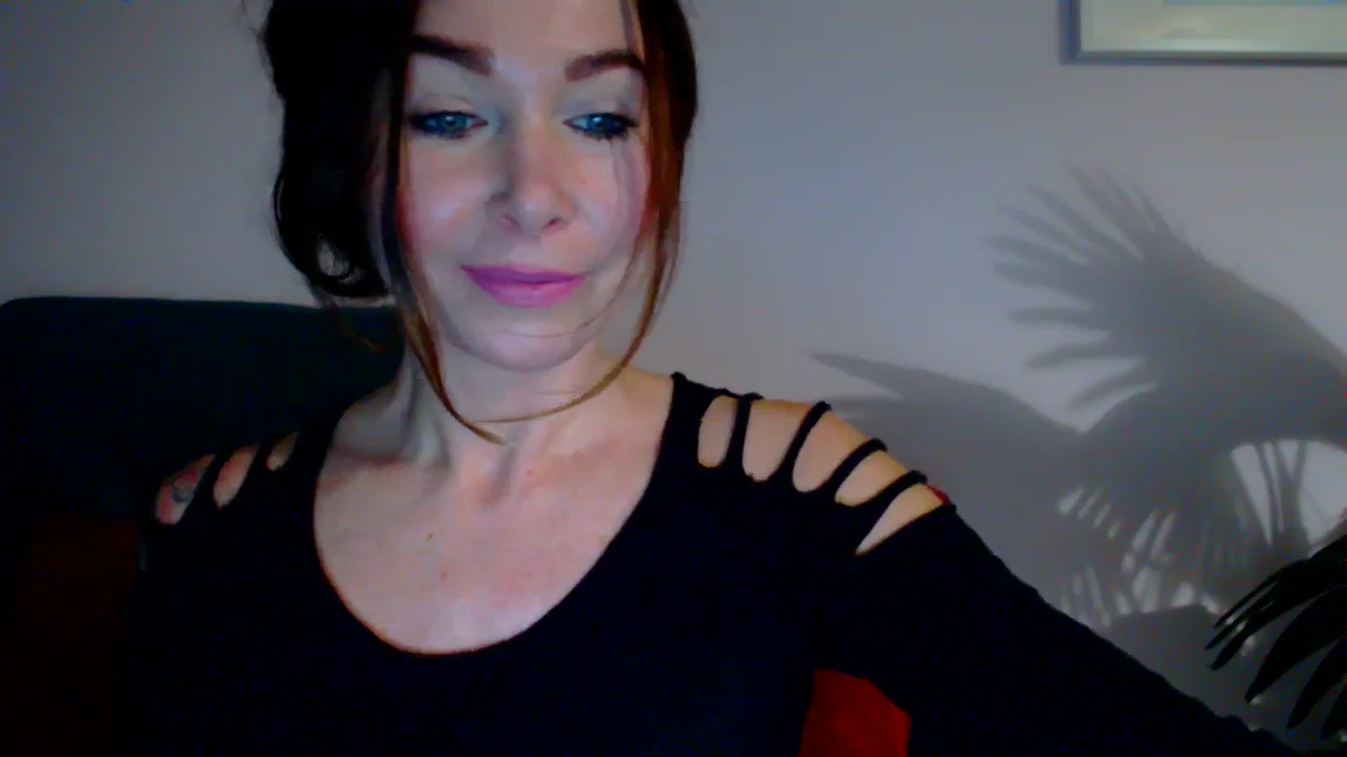 Gallery image thumbnail from Delilah_sweet's myfreecams stream on, 11/09/2023, 16:35 image 16 of 20