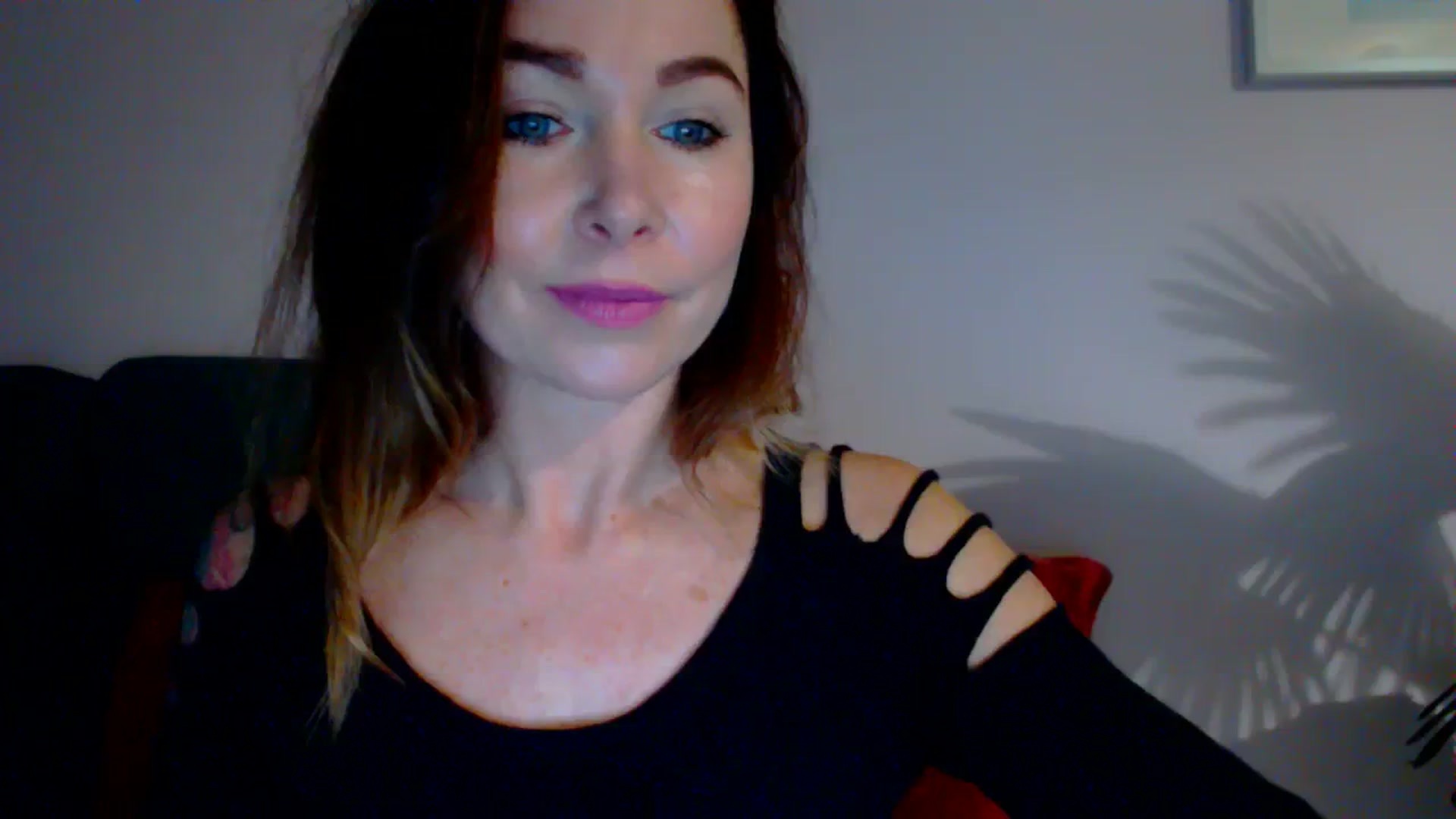 Gallery image thumbnail from Delilah_sweet's myfreecams stream on, 11/09/2023, 16:35 image 1 of 20