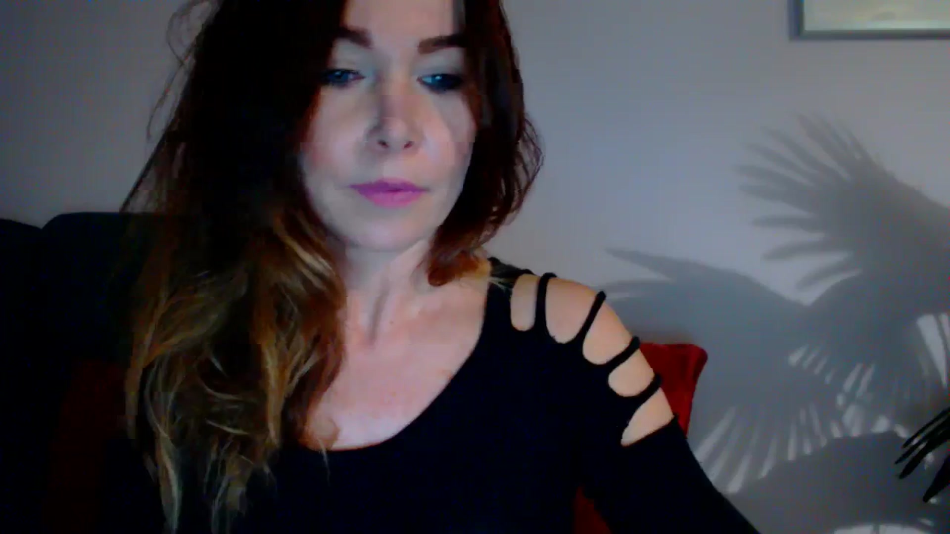 Gallery image thumbnail from Delilah_sweet's myfreecams stream on, 11/09/2023, 16:35 image 3 of 20