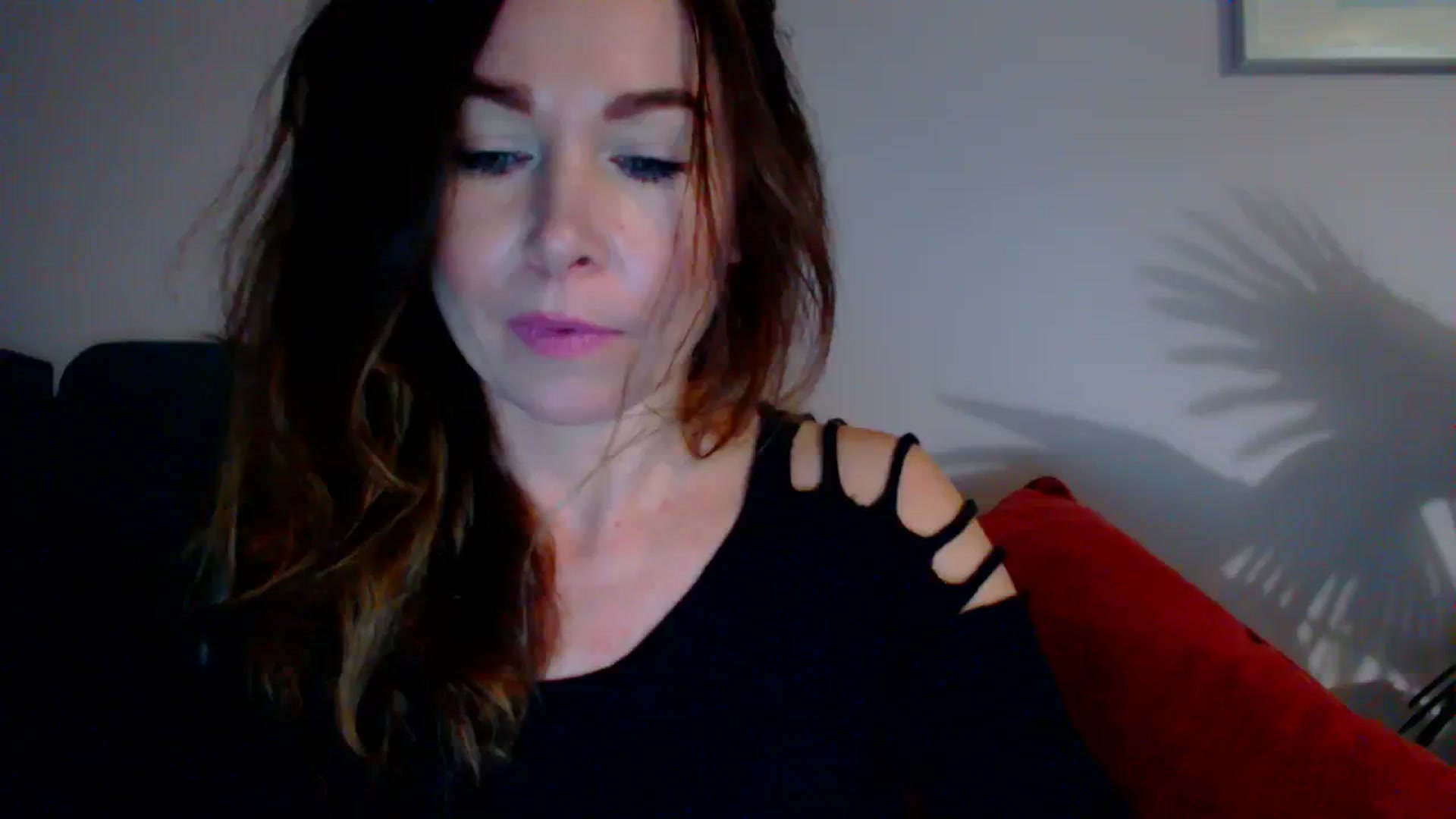 Gallery image thumbnail from Delilah_sweet's myfreecams stream on, 11/09/2023, 17:47 image 6 of 20