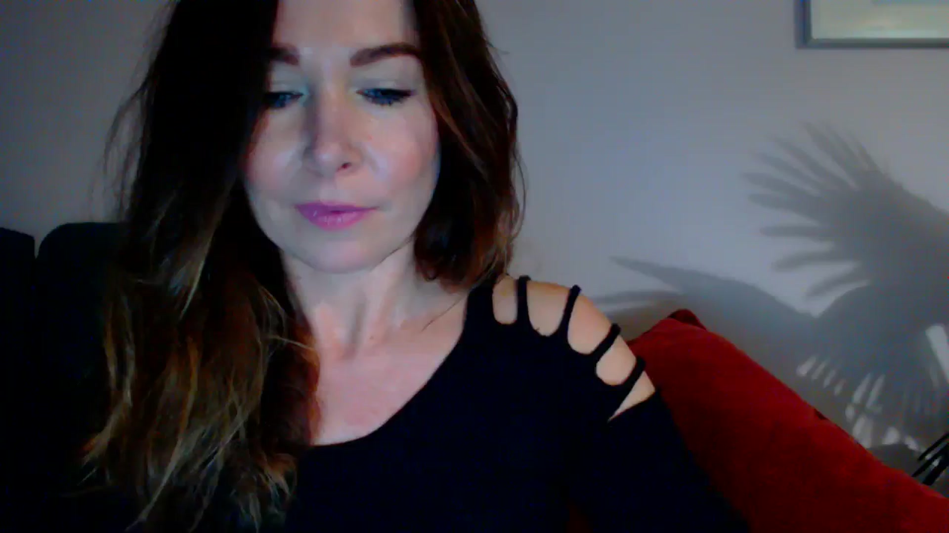 Gallery image thumbnail from Delilah_sweet's myfreecams stream on, 11/09/2023, 17:47 image 1 of 20