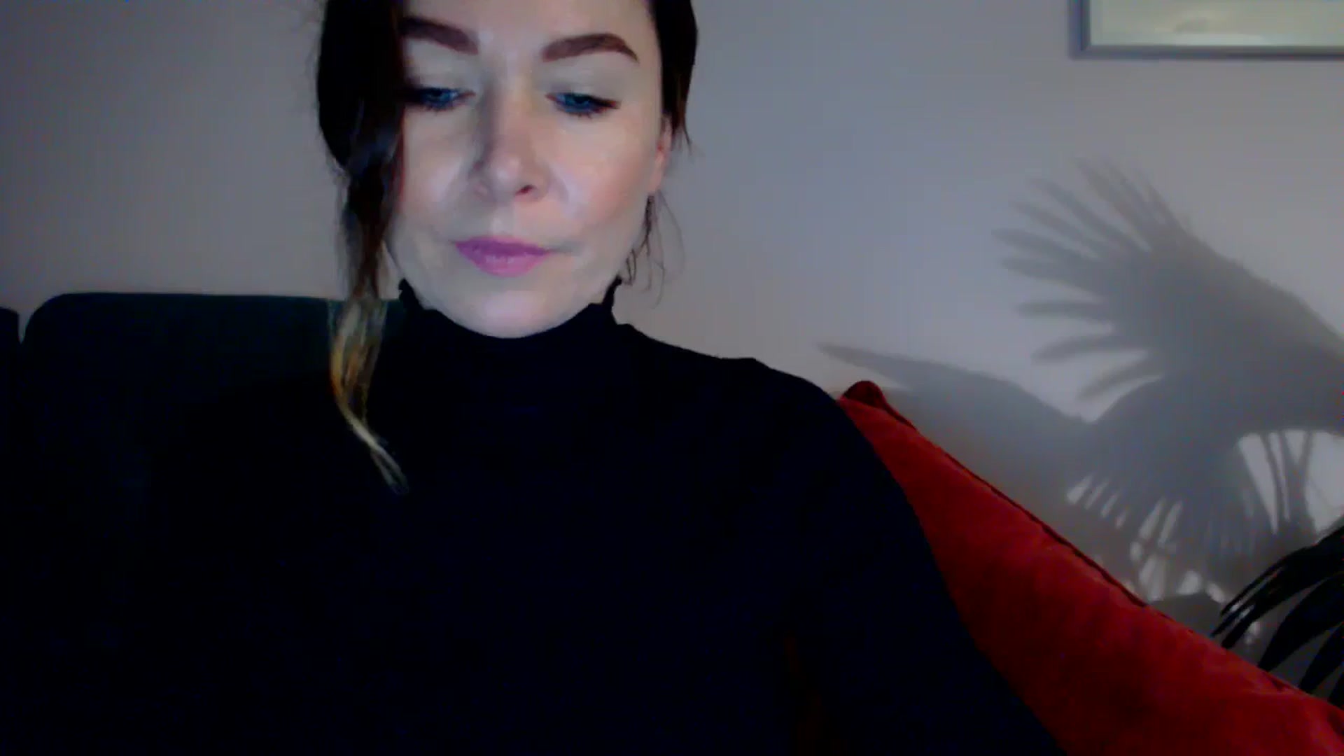 Gallery image thumbnail from Delilah_sweet's myfreecams stream on, 11/13/2023, 16:35 image 13 of 20