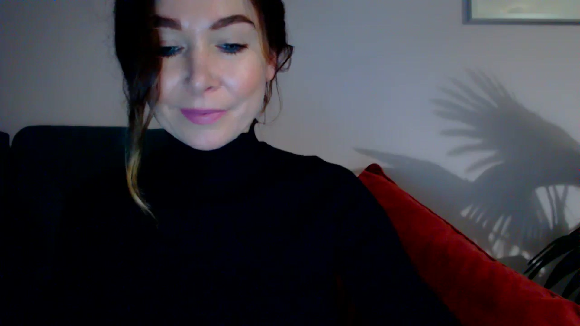Gallery image thumbnail from Delilah_sweet's myfreecams stream on, 11/13/2023, 16:35 image 15 of 20