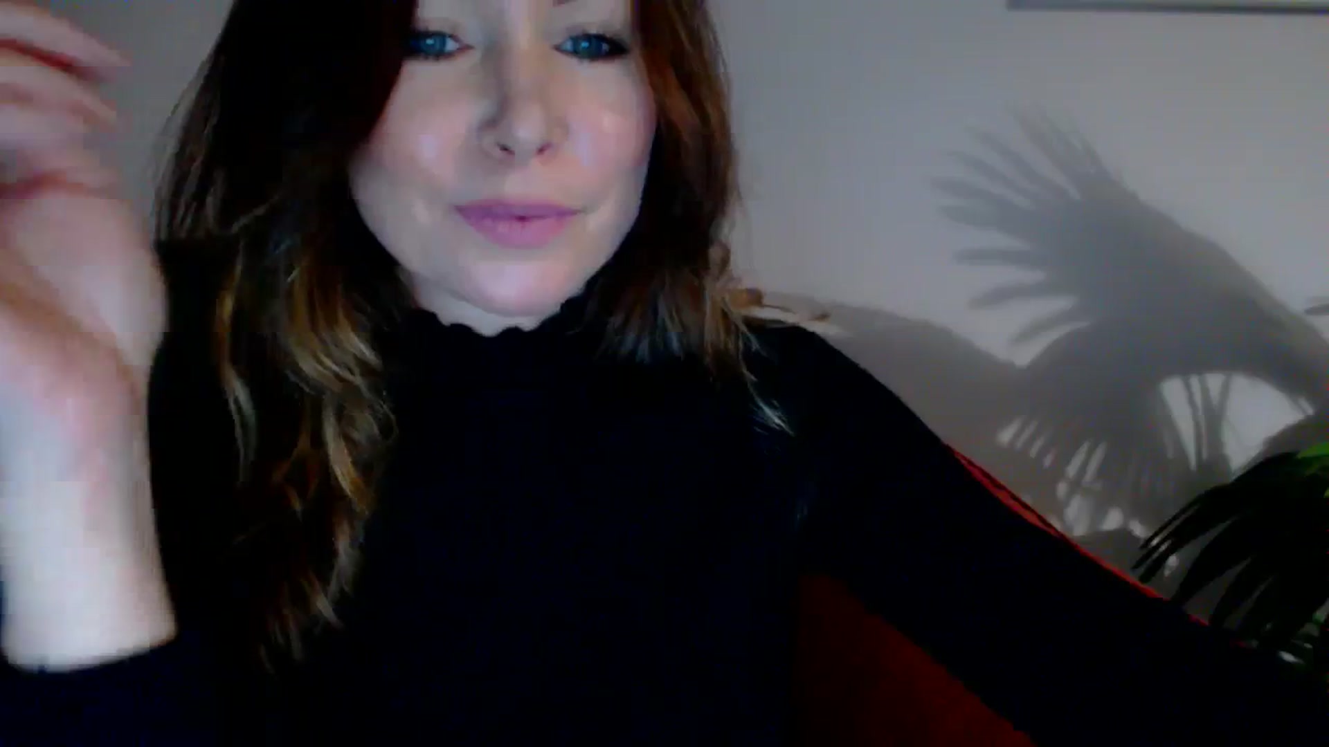 Gallery image thumbnail from Delilah_sweet's myfreecams stream on, 11/13/2023, 17:47 image 11 of 20