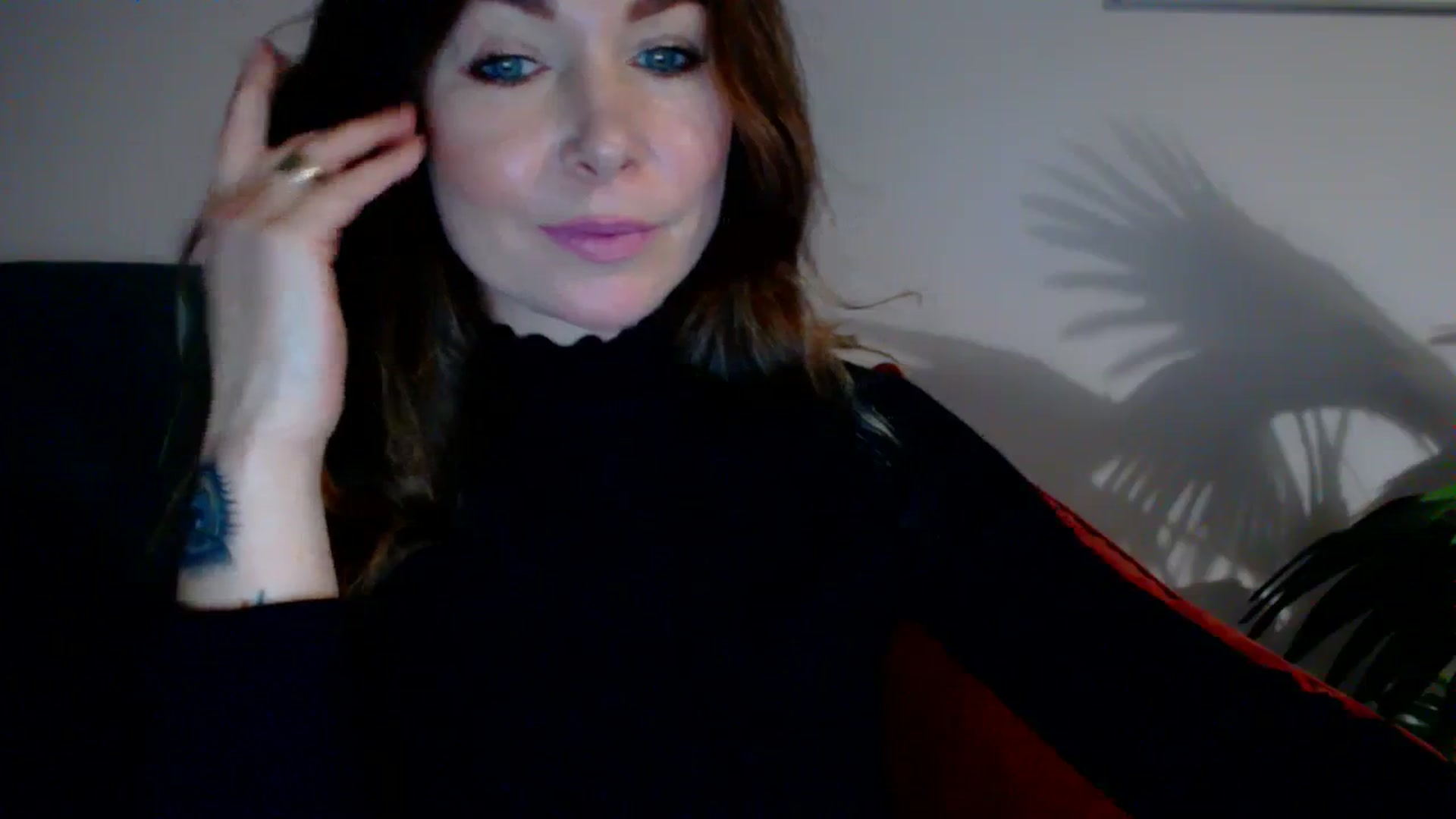 Gallery image thumbnail from Delilah_sweet's myfreecams stream on, 11/13/2023, 17:47 image 9 of 20