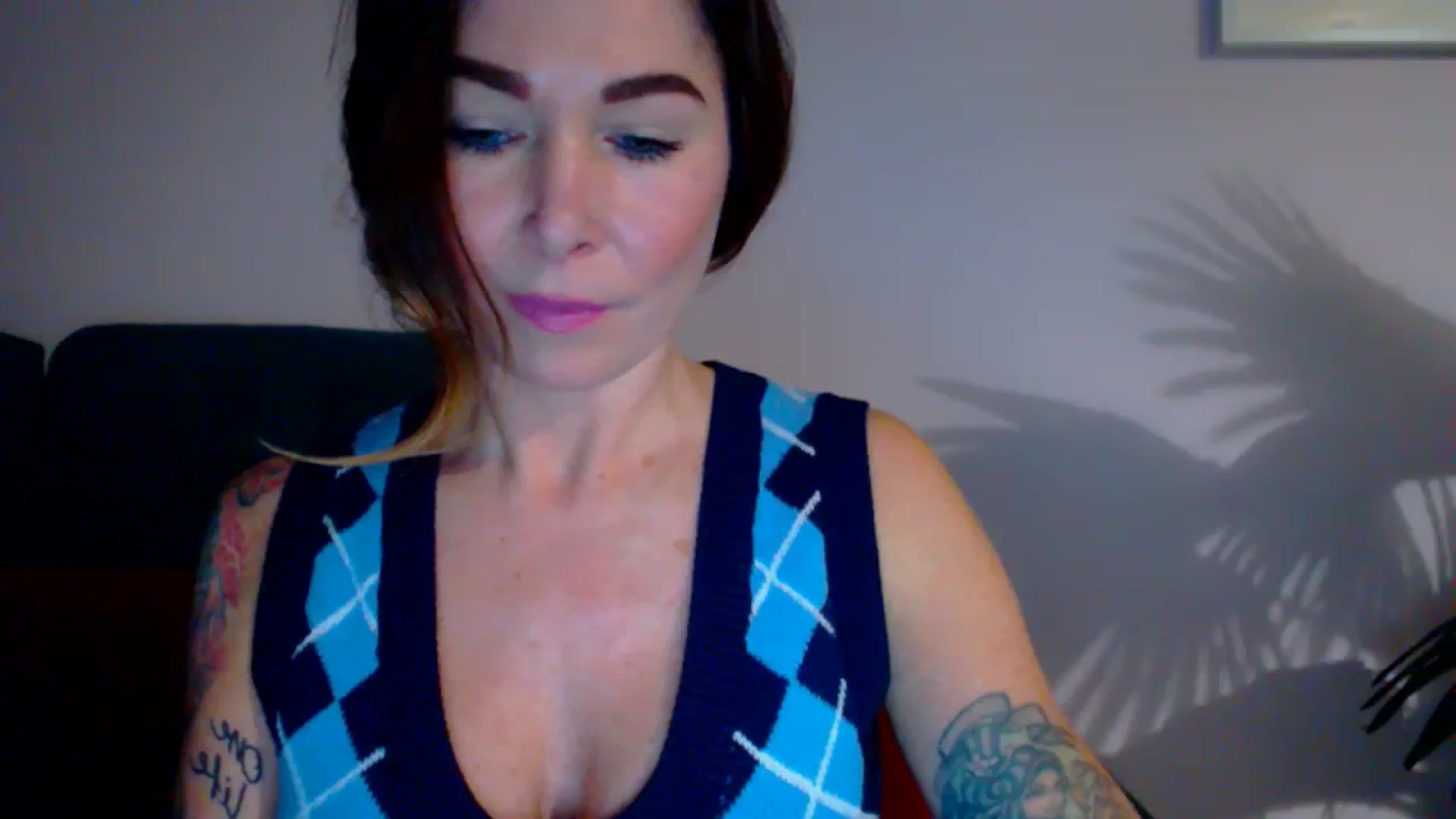 Gallery image thumbnail from Delilah_sweet's myfreecams stream on, 11/16/2023, 14:37 image 14 of 20
