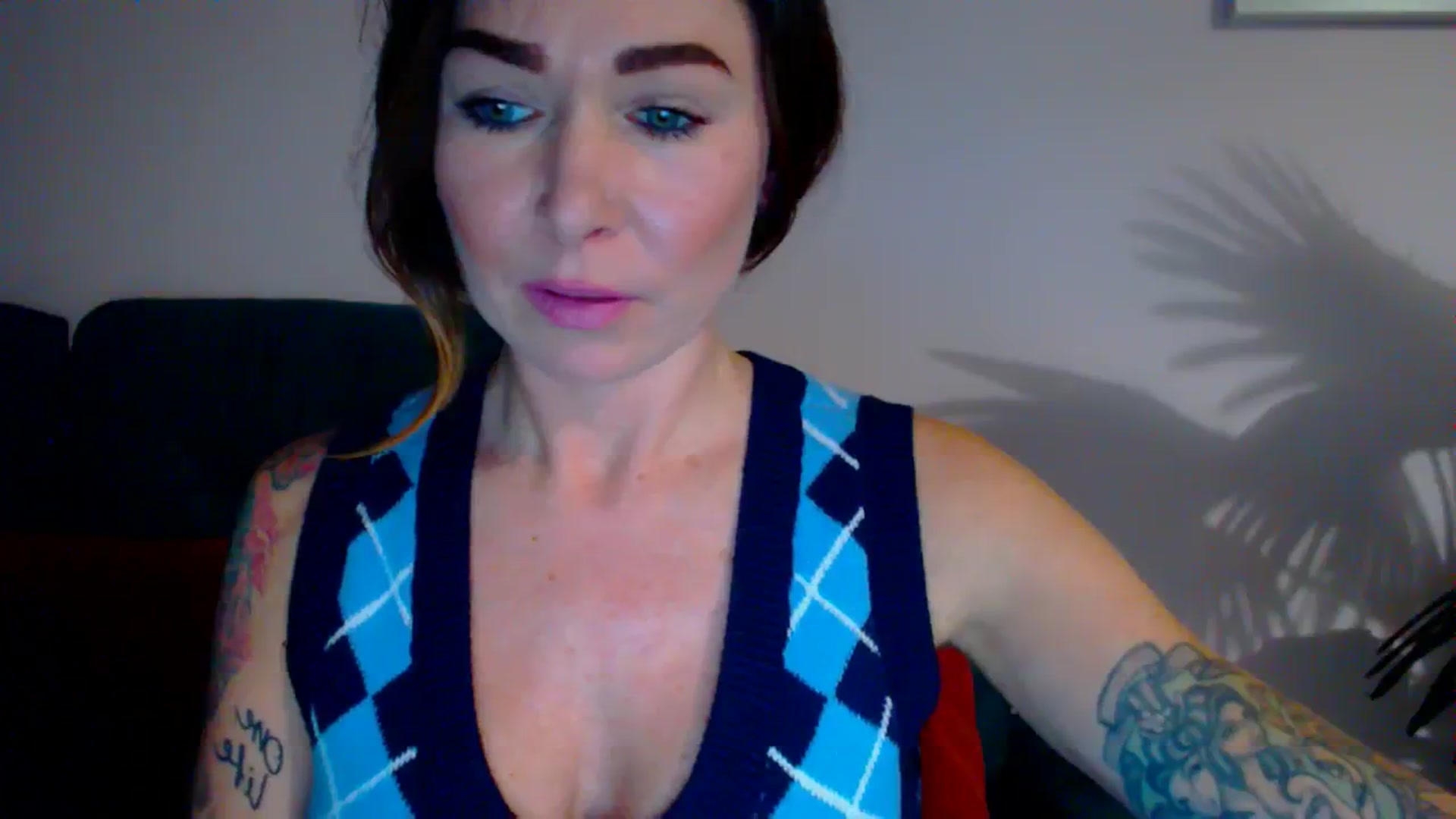 Gallery image thumbnail from Delilah_sweet's myfreecams stream on, 11/16/2023, 14:37 image 13 of 20