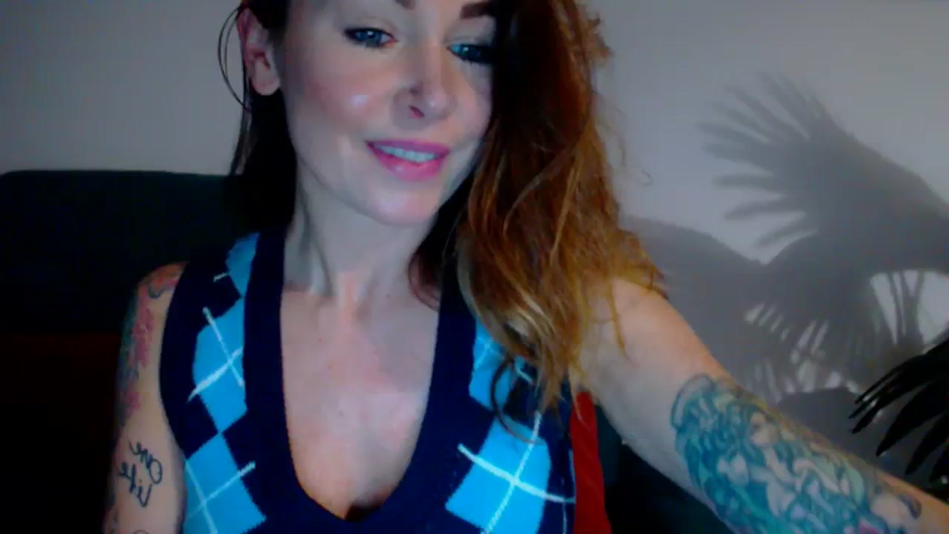 Gallery image thumbnail from Delilah_sweet's myfreecams stream on, 11/16/2023, 15:36 image 1 of 20