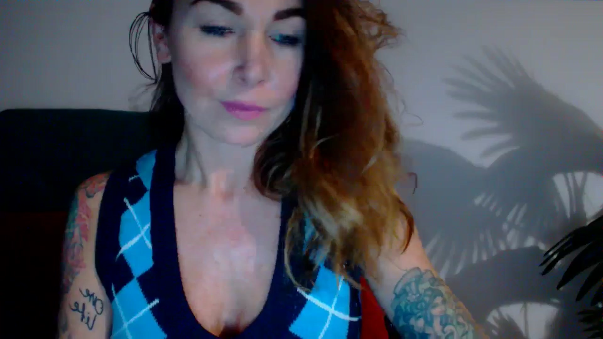 Gallery image thumbnail from Delilah_sweet's myfreecams stream on, 11/16/2023, 15:36 image 5 of 20
