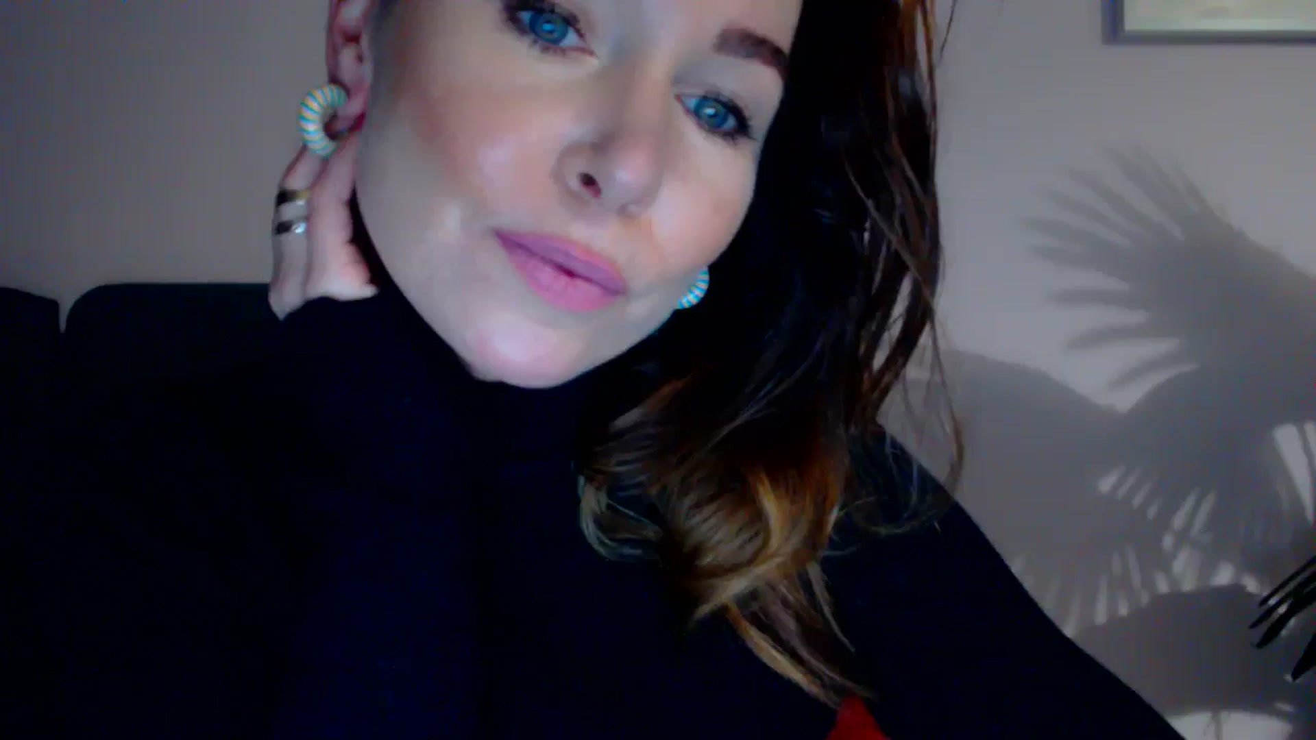 Gallery image thumbnail from Delilah_sweet's myfreecams stream on, 11/22/2023, 16:58 image 1 of 20
