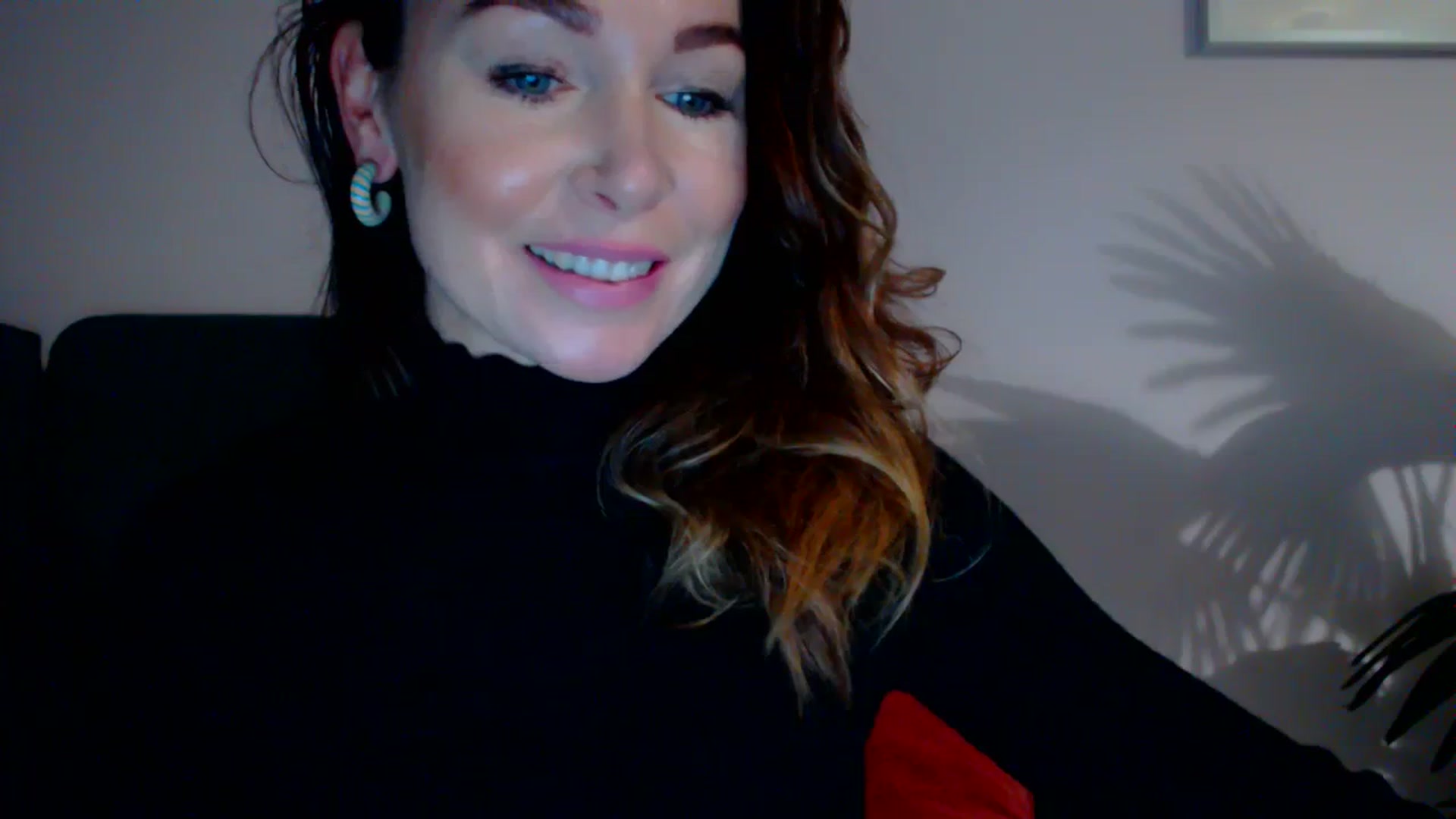 Gallery image thumbnail from Delilah_sweet's myfreecams stream on, 11/22/2023, 16:58 image 13 of 20