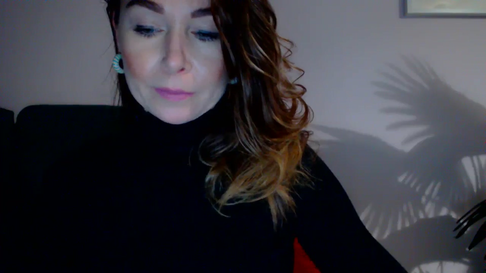 Gallery image thumbnail from Delilah_sweet's myfreecams stream on, 11/22/2023, 16:58 image 9 of 20