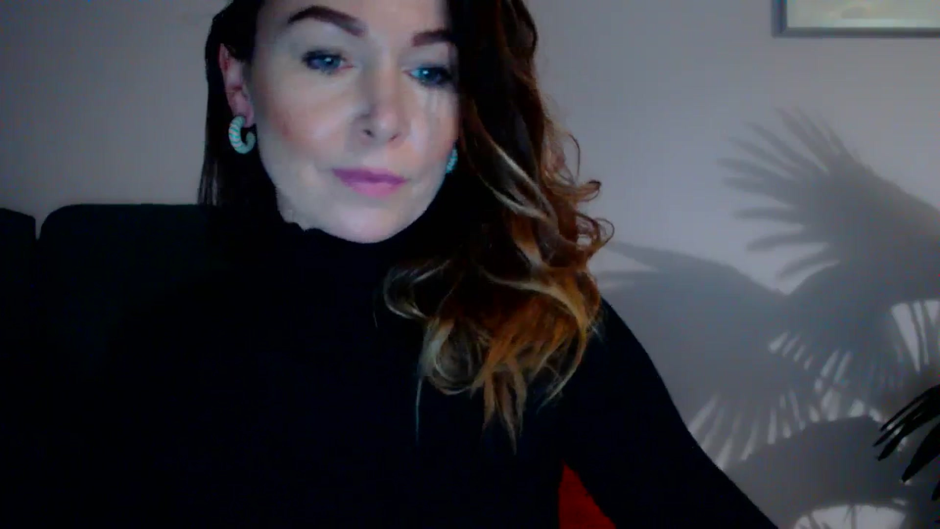 Gallery image thumbnail from Delilah_sweet's myfreecams stream on, 11/22/2023, 16:58 image 15 of 20