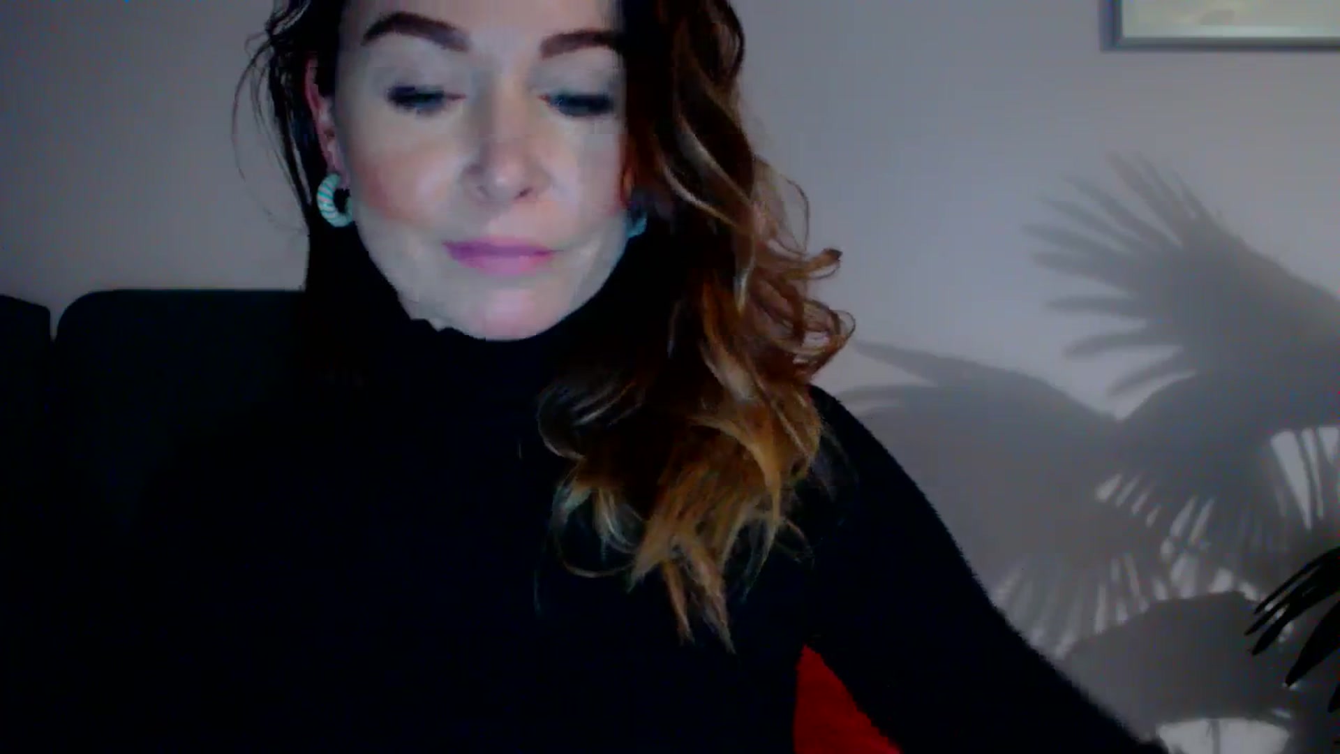 Gallery image thumbnail from Delilah_sweet's myfreecams stream on, 11/22/2023, 16:58 image 14 of 20