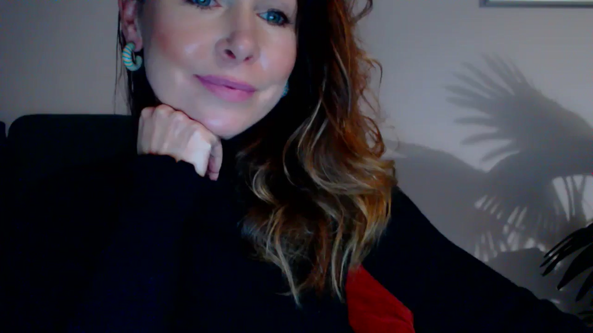 Gallery image thumbnail from Delilah_sweet's myfreecams stream on, 11/22/2023, 17:47 image 18 of 20