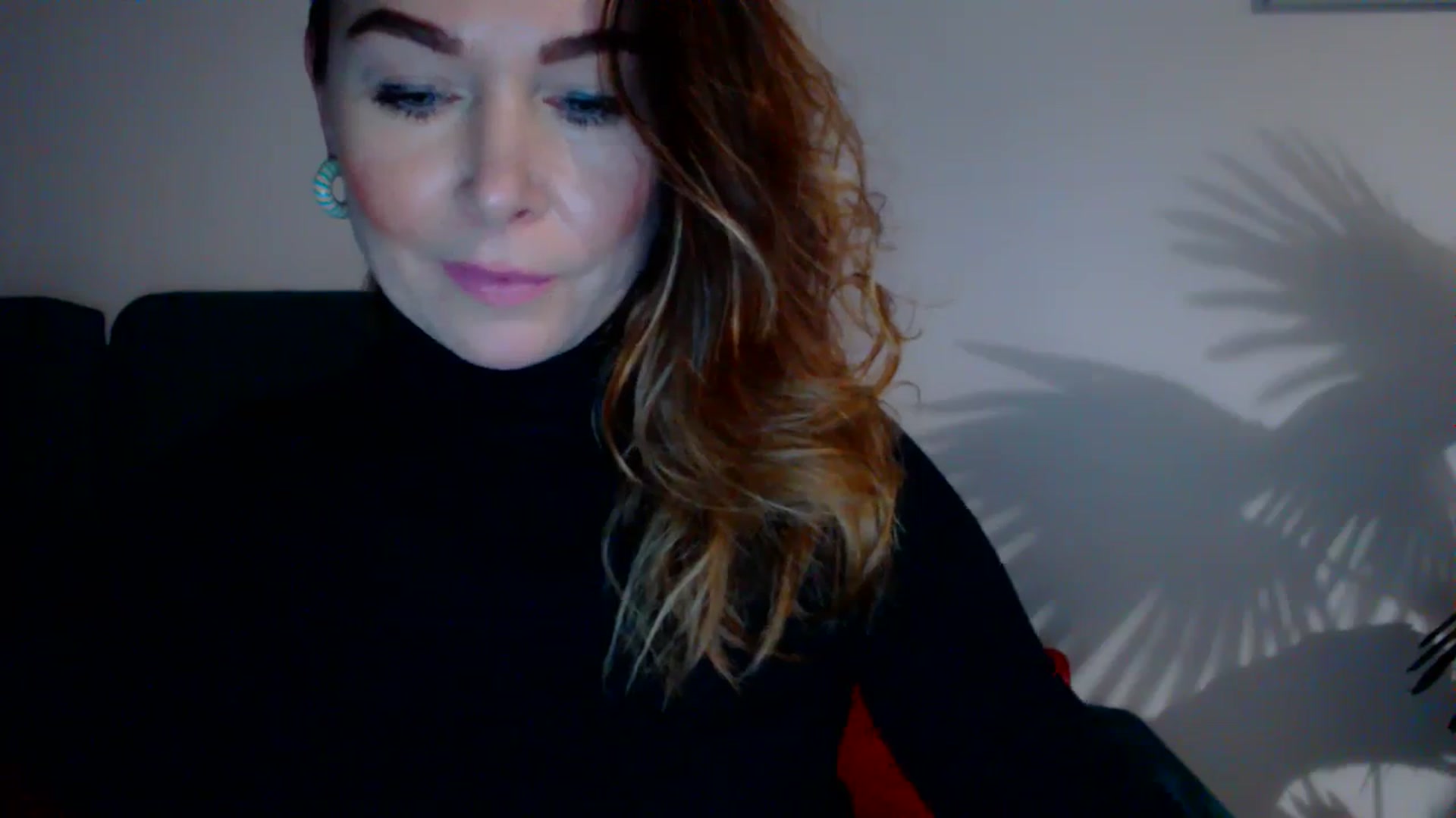 Gallery image thumbnail from Delilah_sweet's myfreecams stream on, 11/22/2023, 17:47 image 2 of 20
