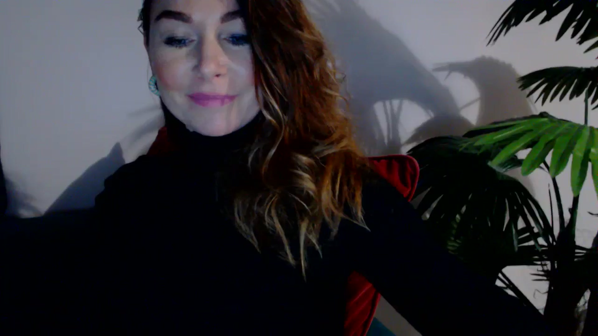 Gallery image thumbnail from Delilah_sweet's myfreecams stream on, 11/22/2023, 18:48 image 5 of 20