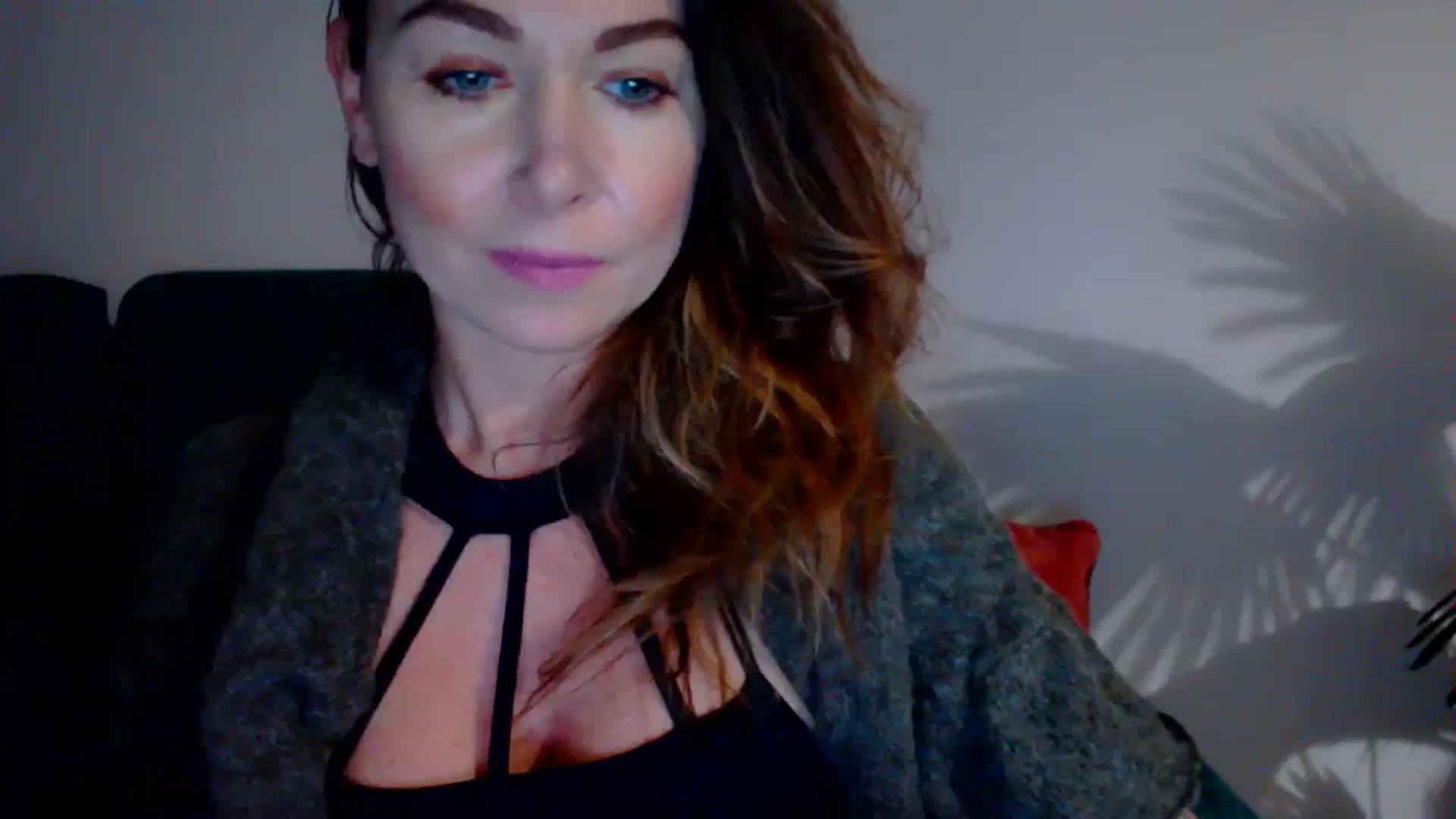 Gallery image thumbnail from Delilah_sweet's myfreecams stream on, 11/23/2023, 16:46 image 17 of 20