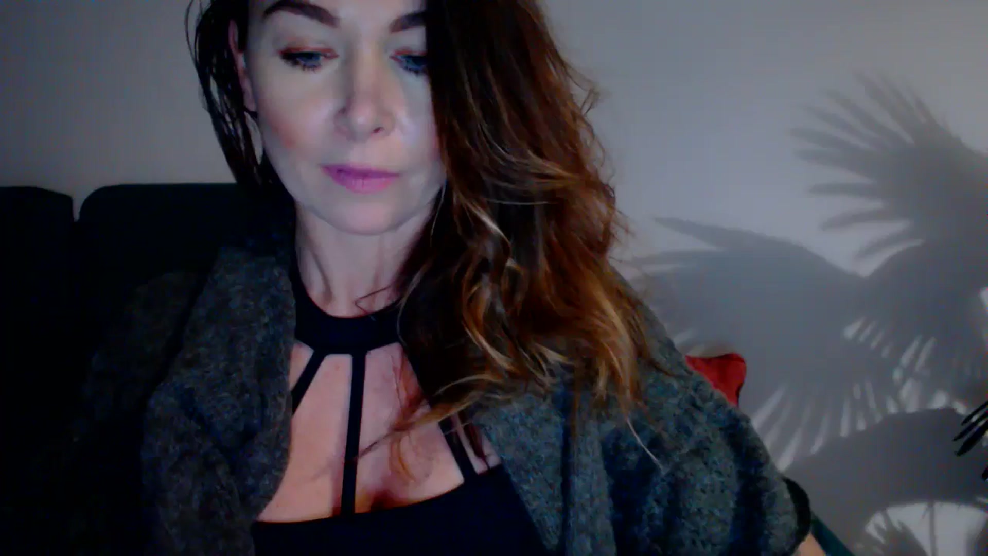 Gallery image thumbnail from Delilah_sweet's myfreecams stream on, 11/23/2023, 16:46 image 14 of 20