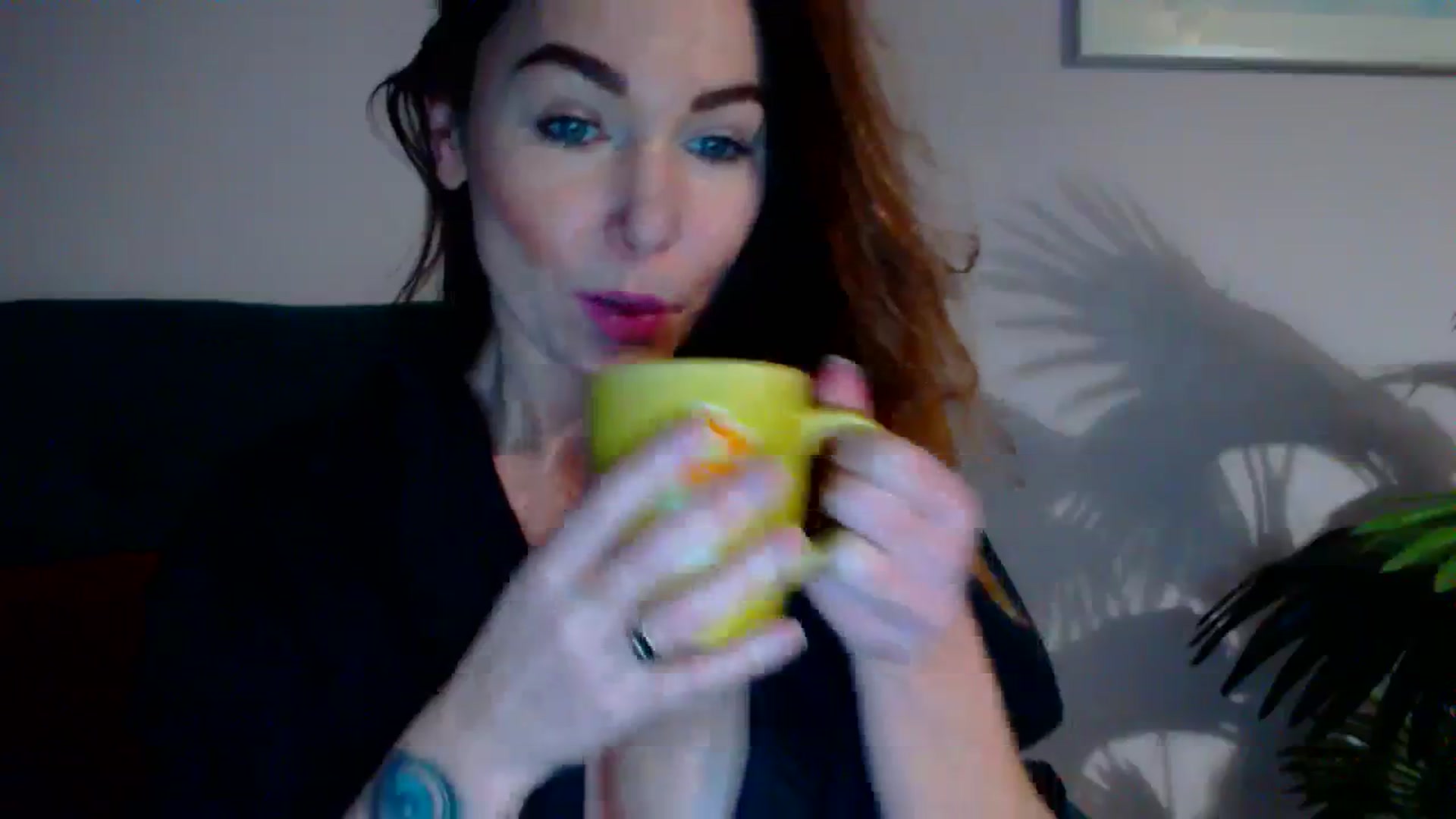 Gallery image thumbnail from Delilah_sweet's myfreecams stream on, 11/27/2023, 17:57 image 17 of 20