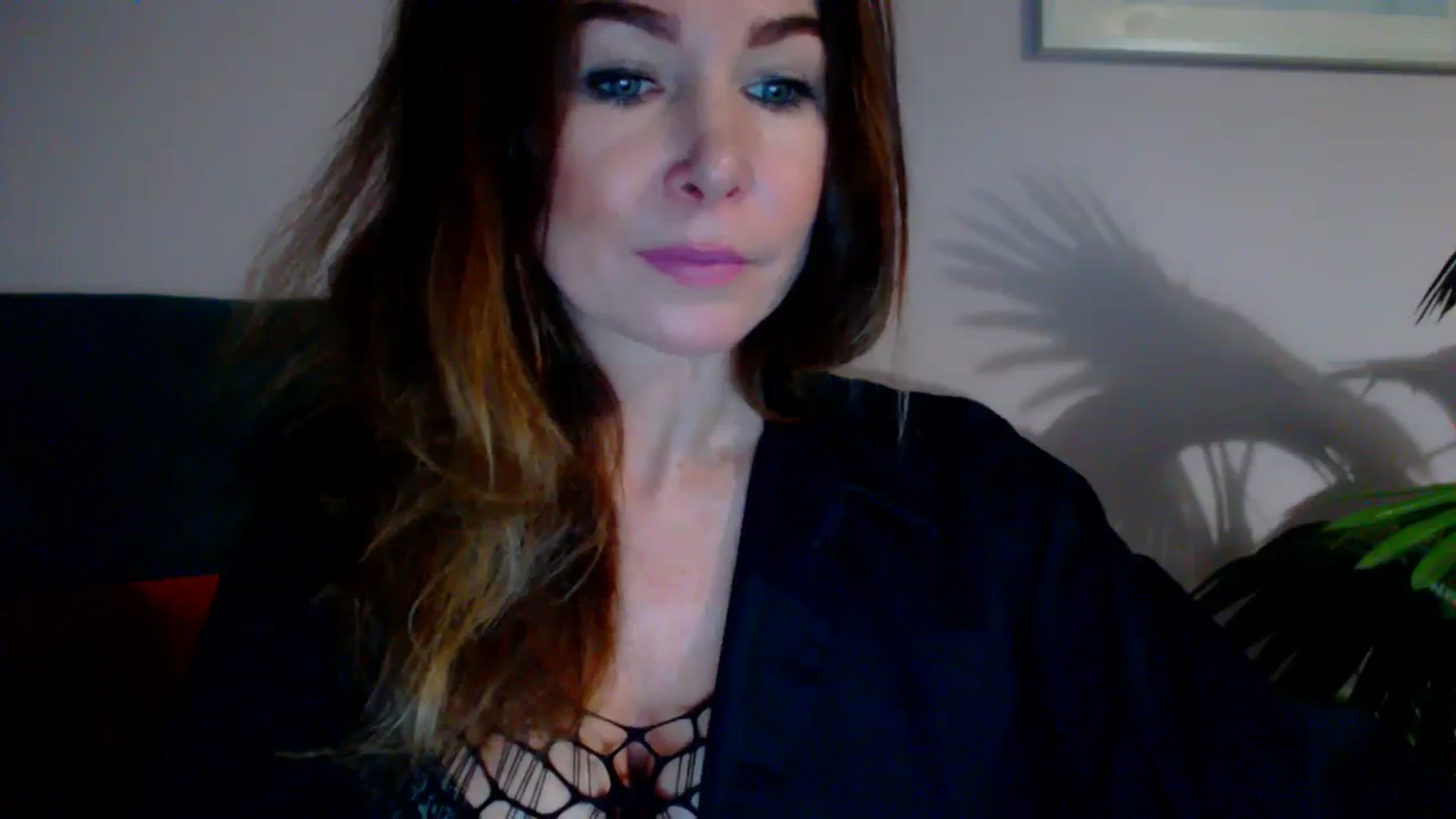 Gallery image thumbnail from Delilah_sweet's myfreecams stream on, 11/28/2023, 17:25 image 16 of 20