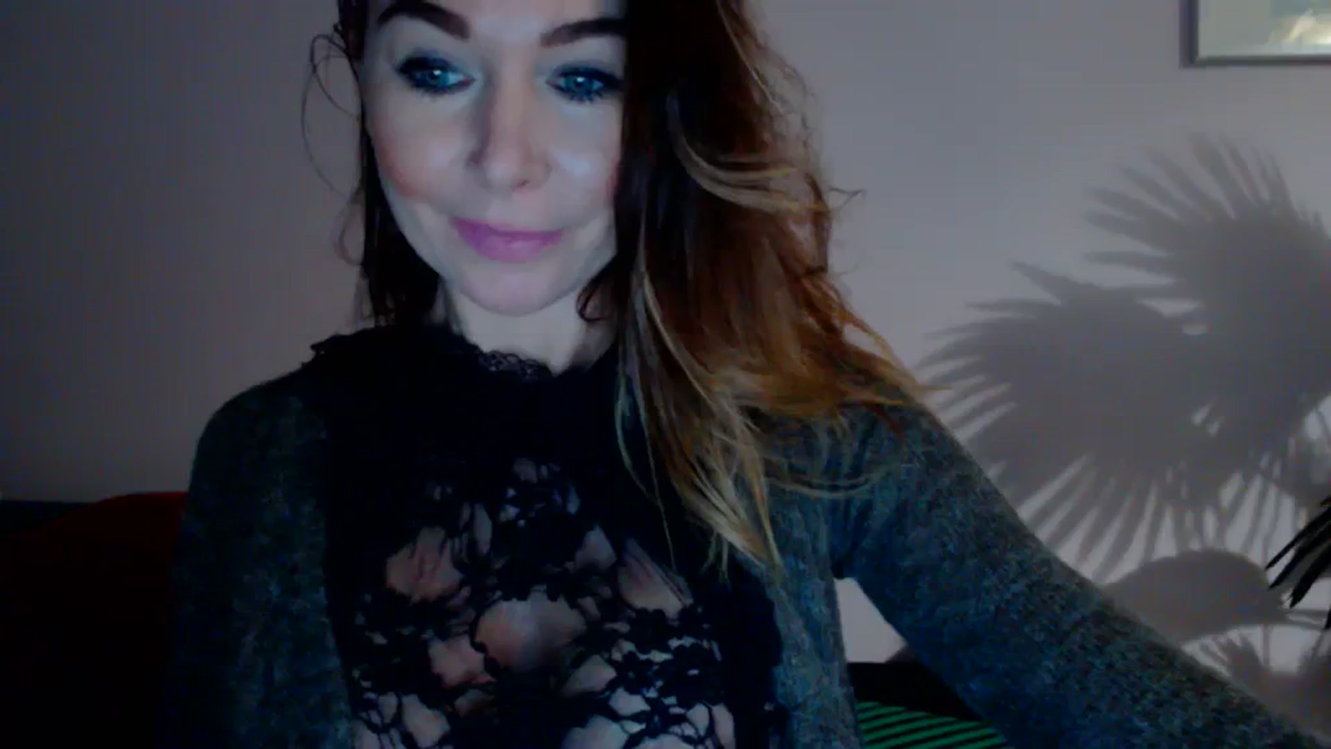 Gallery image thumbnail from Delilah_sweet's myfreecams stream on, 12/06/2023, 17:49 image 13 of 20