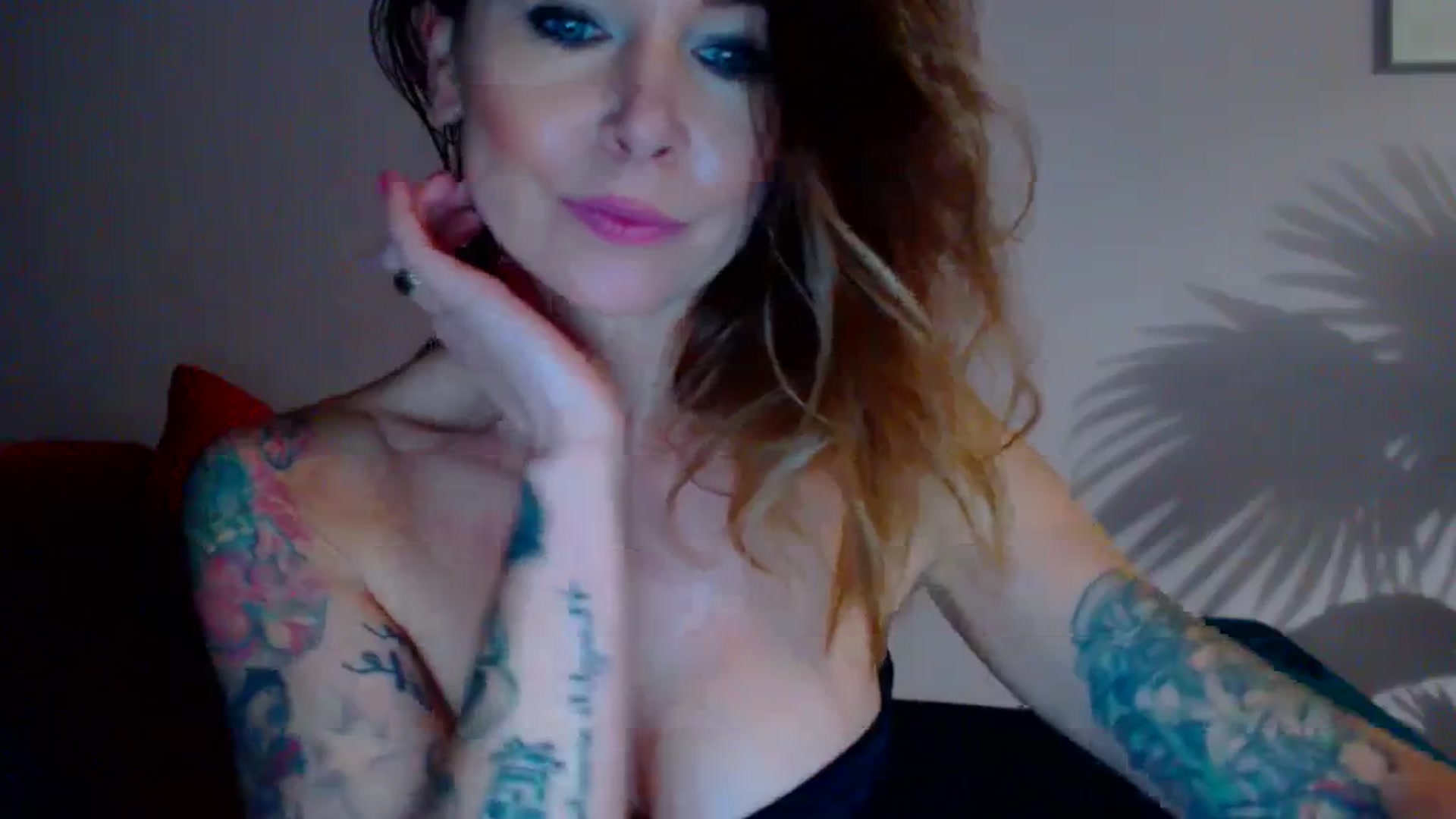 Gallery image thumbnail from Delilah_sweet's myfreecams stream on, 12/06/2023, 18:56 image 20 of 20